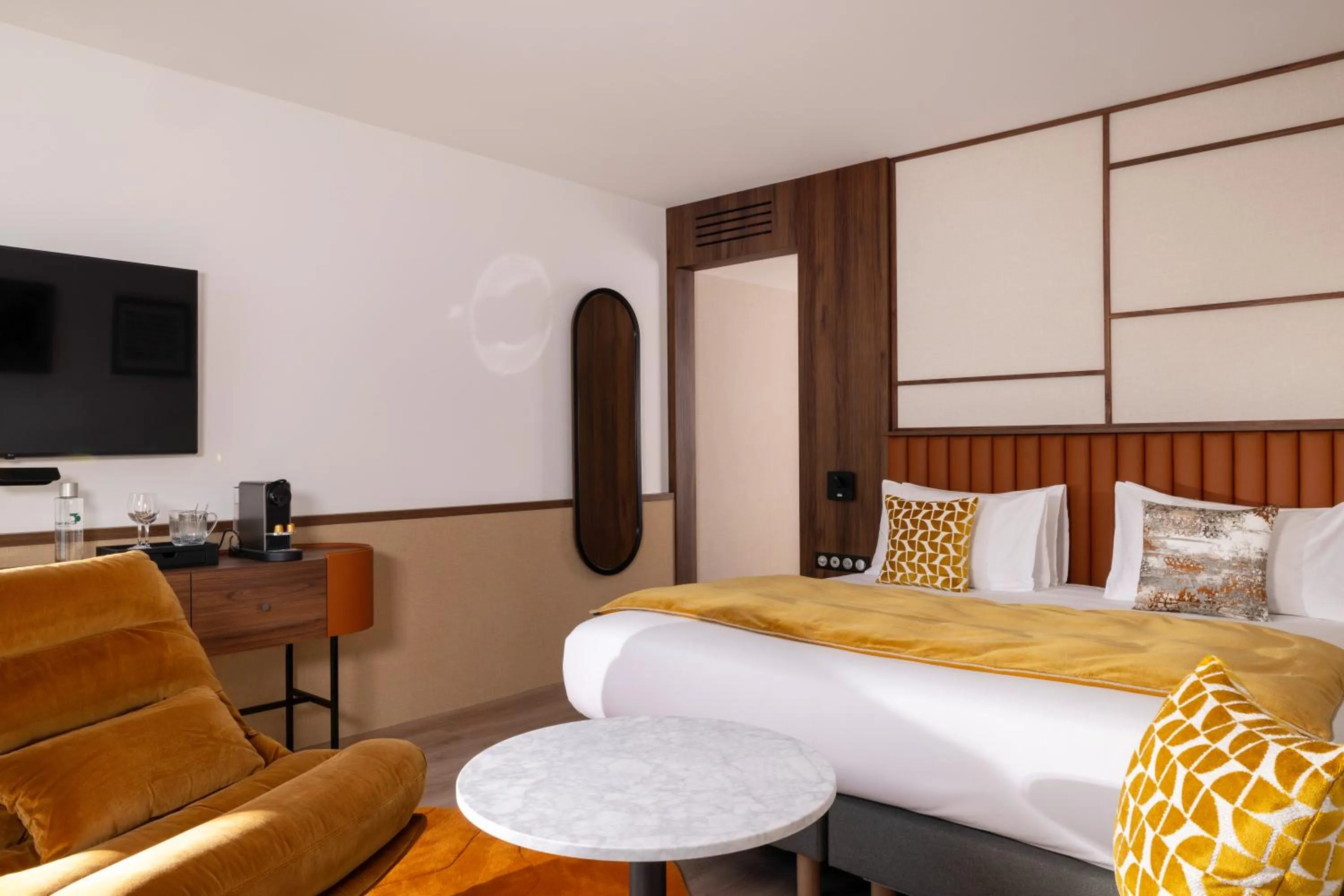 Bed in Hôtel 56 - Bordeaux Centre Gare Saint Jean