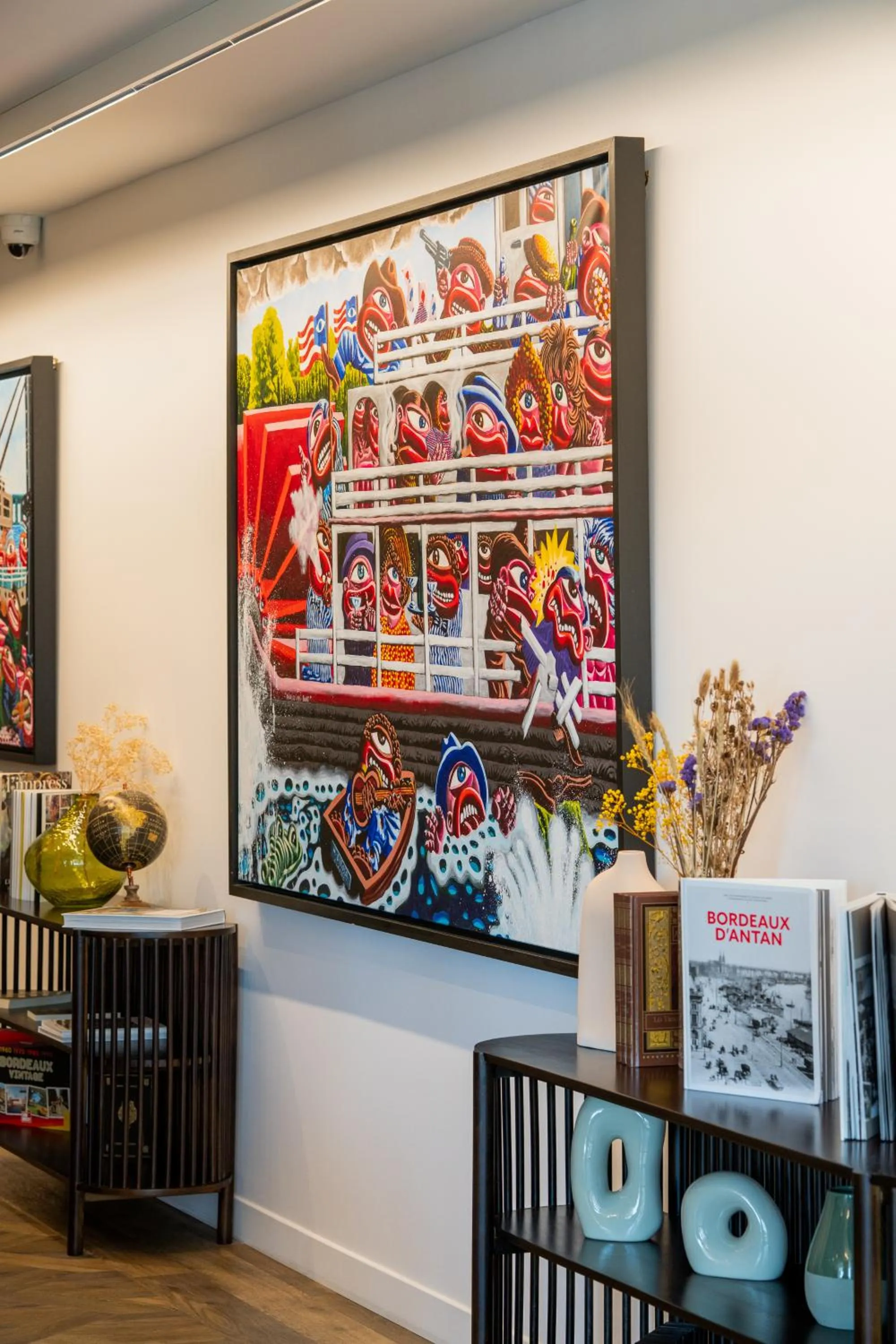 Decorative detail in Hôtel 56 - Bordeaux Centre Gare Saint Jean