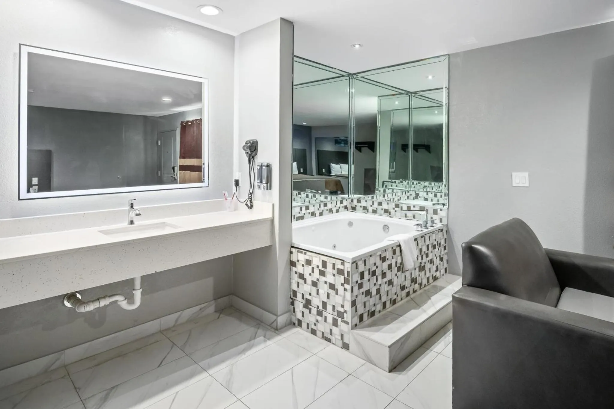 Moonlight Inn - Houston I-45 & Airline