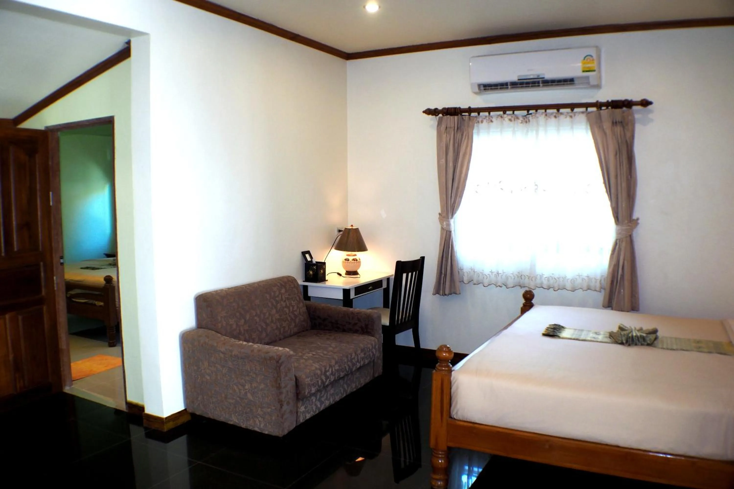 Day, Bed in Pennapa Chalet