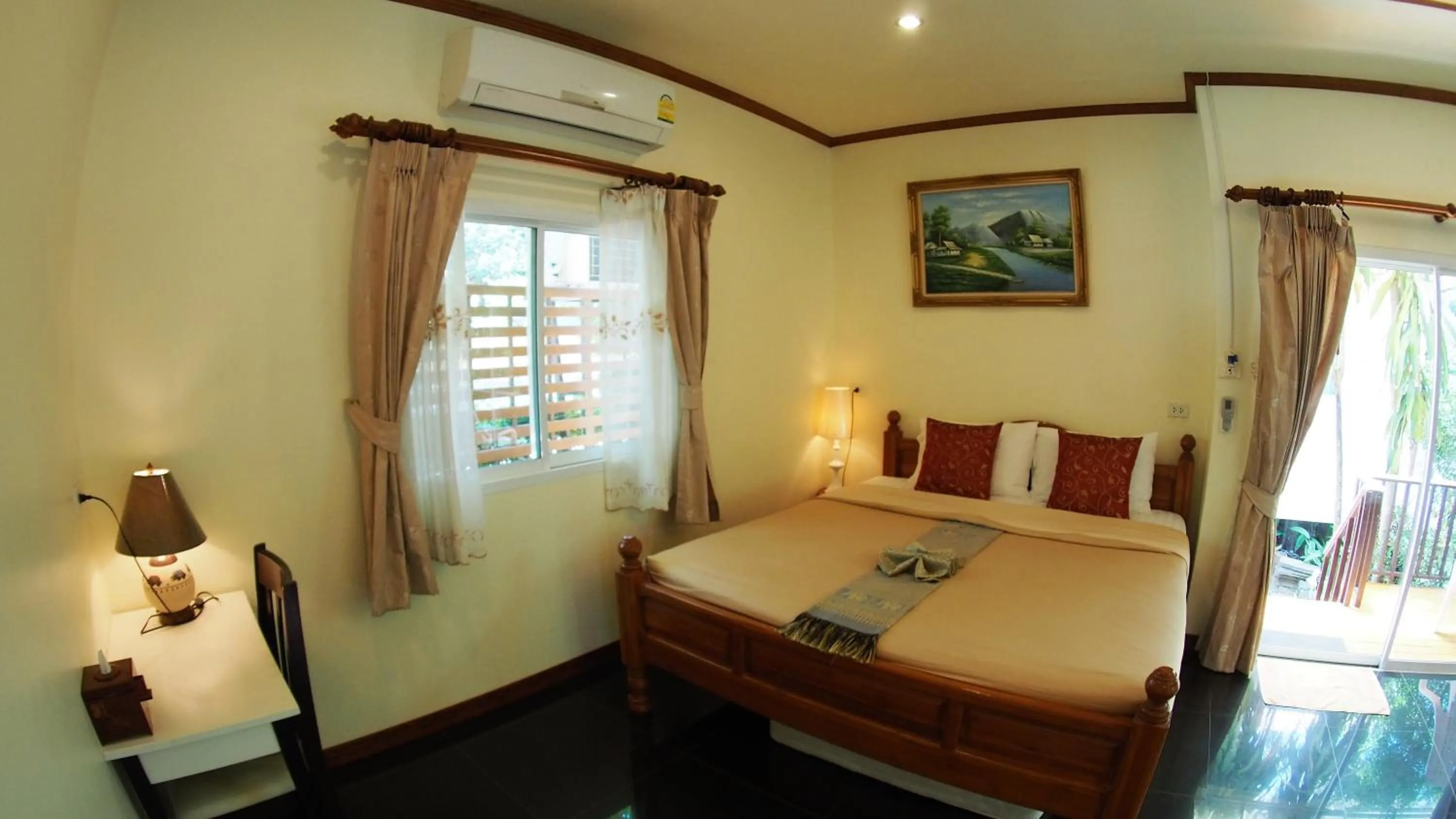 Photo of the whole room, Bed in Pennapa Chalet