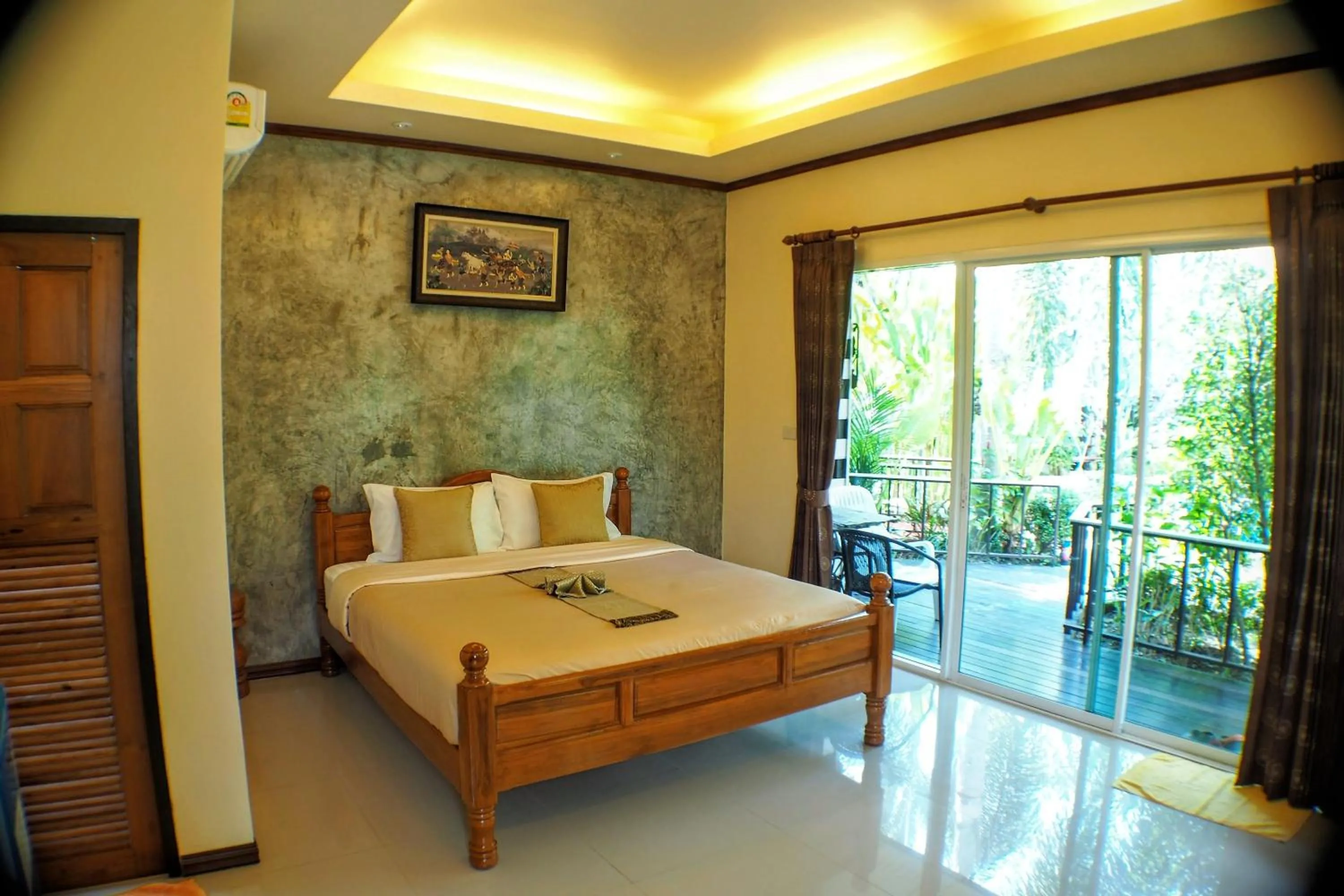 Bed in Pennapa Chalet