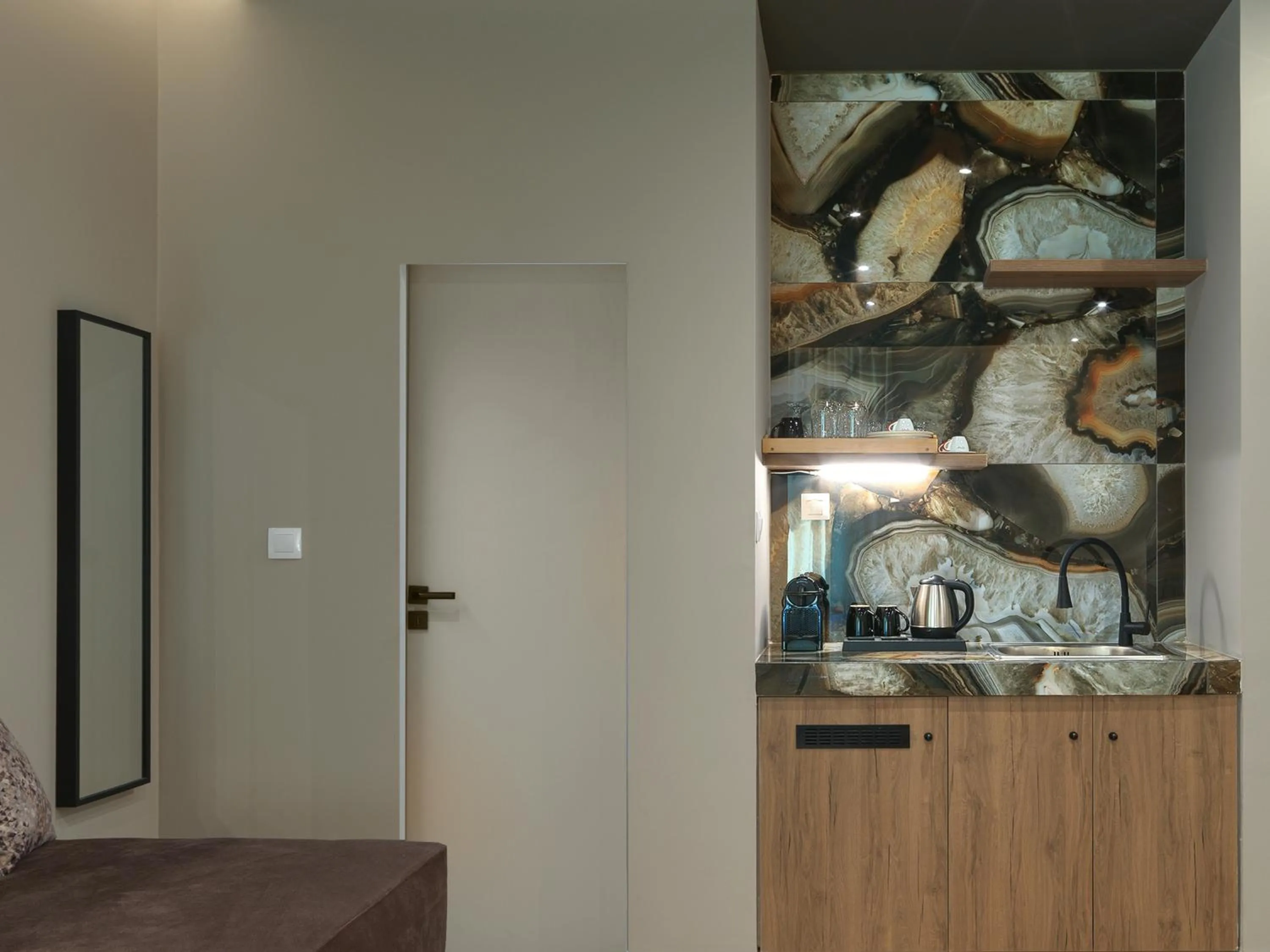 Coffee/tea facilities in YaPe Coastal Suites at Alimos Beach