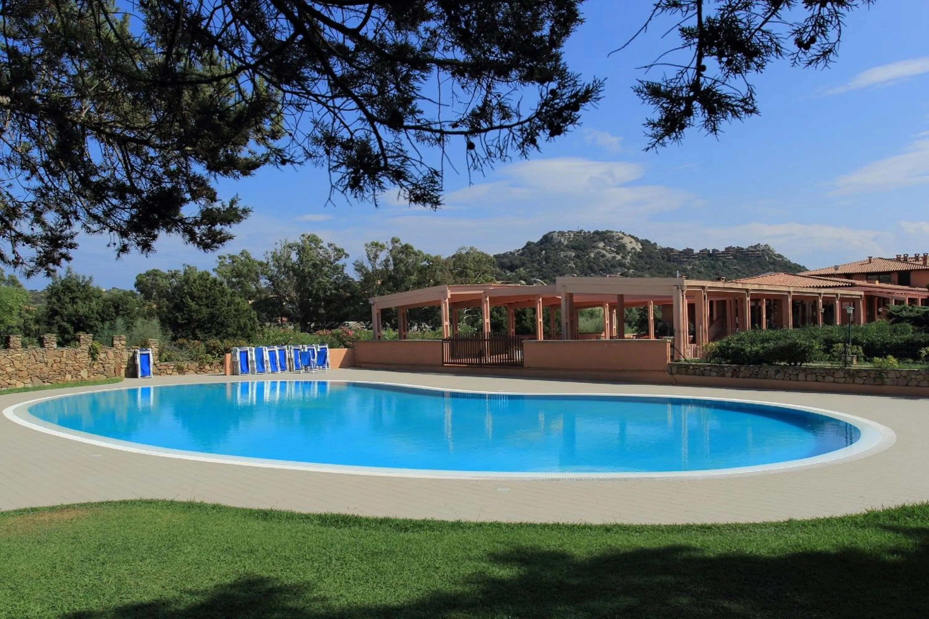 Swimming pool in Residence Bouganville