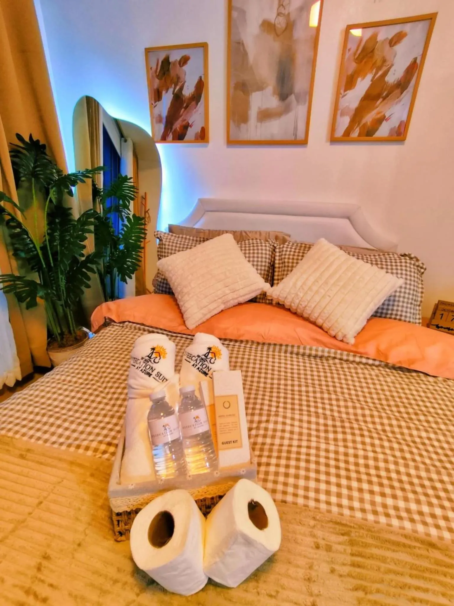 Bed in Azure Staycation by Oveecation Suites
