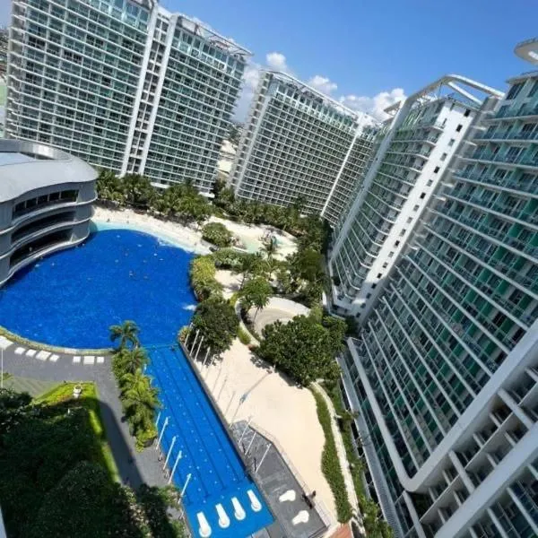 Azure Staycation by Oveecation Suites