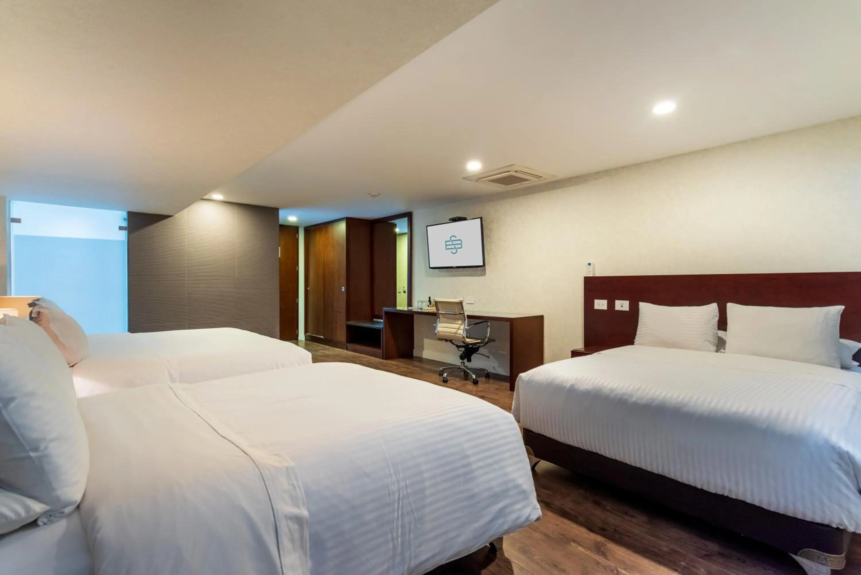 Bed in Hotel Santa Barbara Boutique