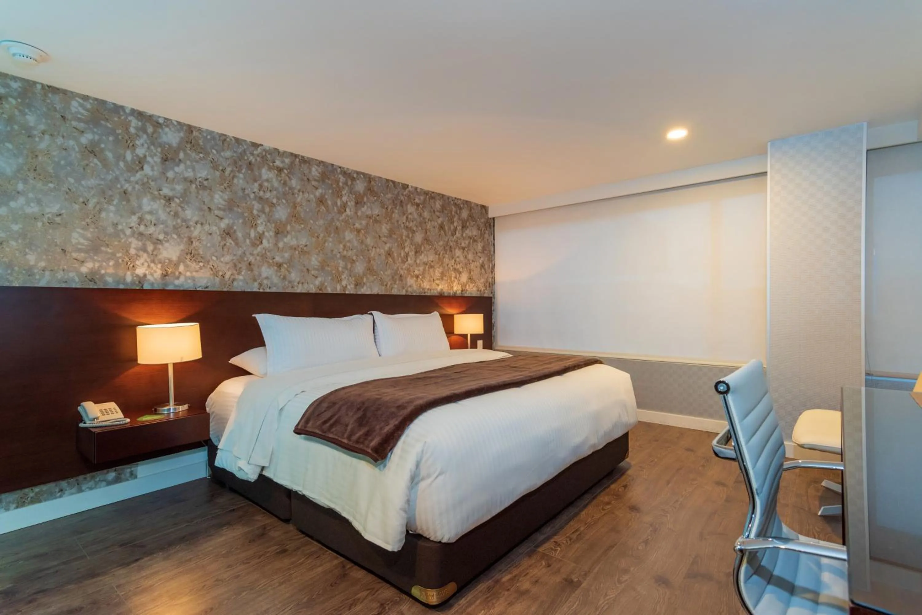 Bed in Hotel Santa Barbara Boutique