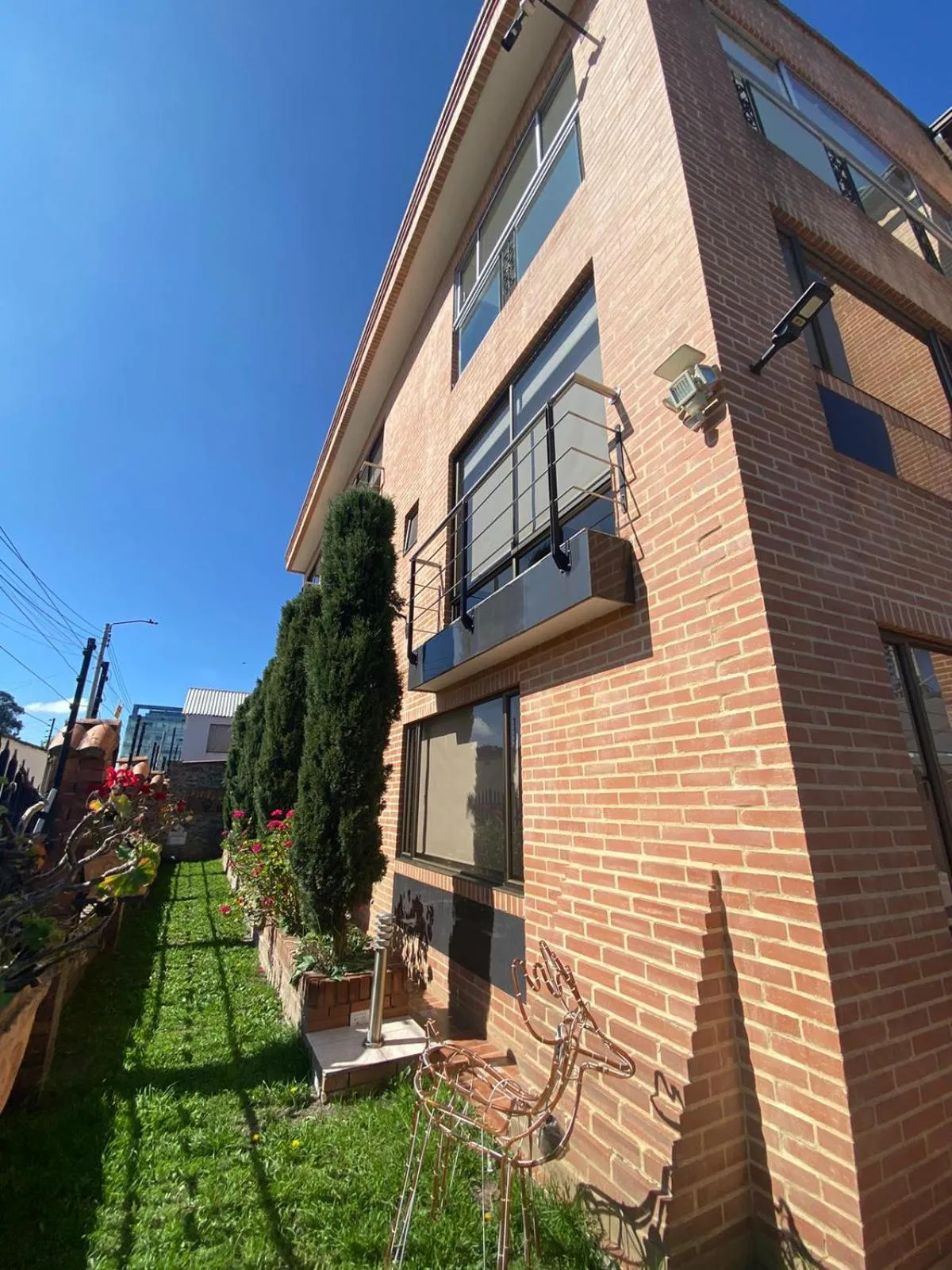 Property building in Hotel Campestre Villa Juliana