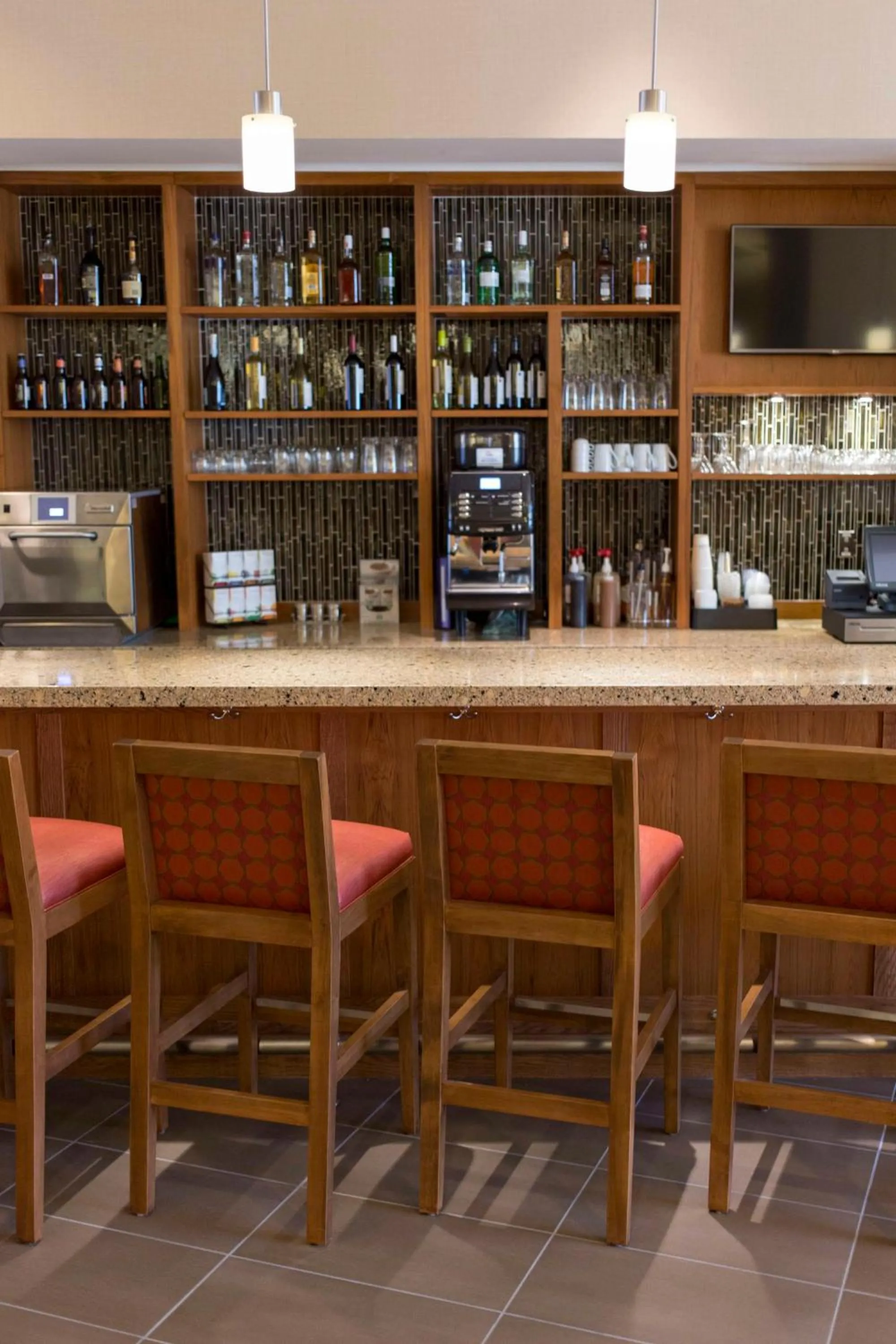 Lounge or bar in Hyatt Place Charleston - Historic District
