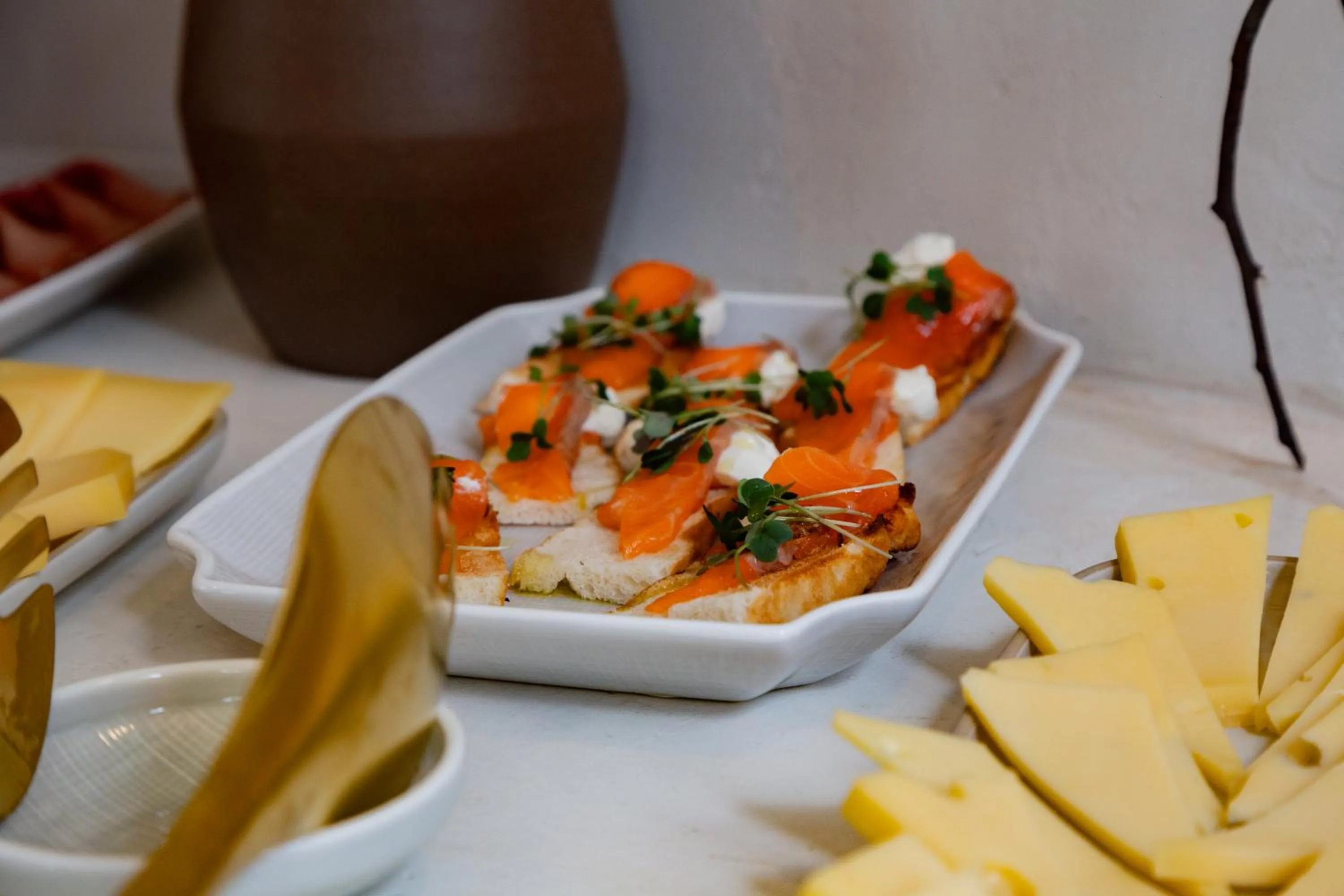 Buffet breakfast in Casa Lahusen