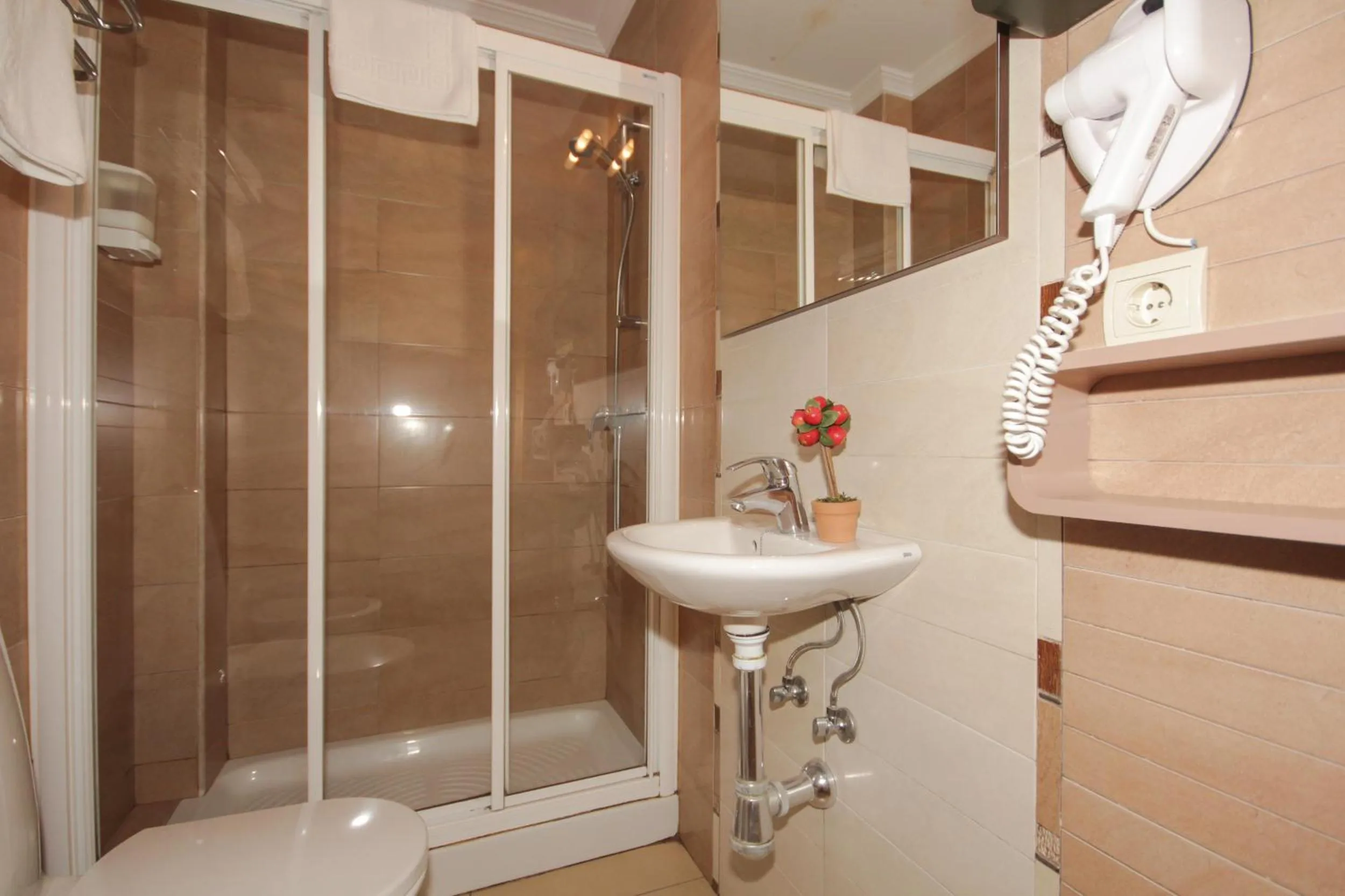 Bathroom in Hostal Costa Azul