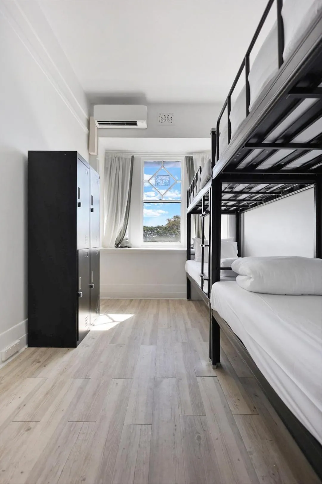 Pad Hostel