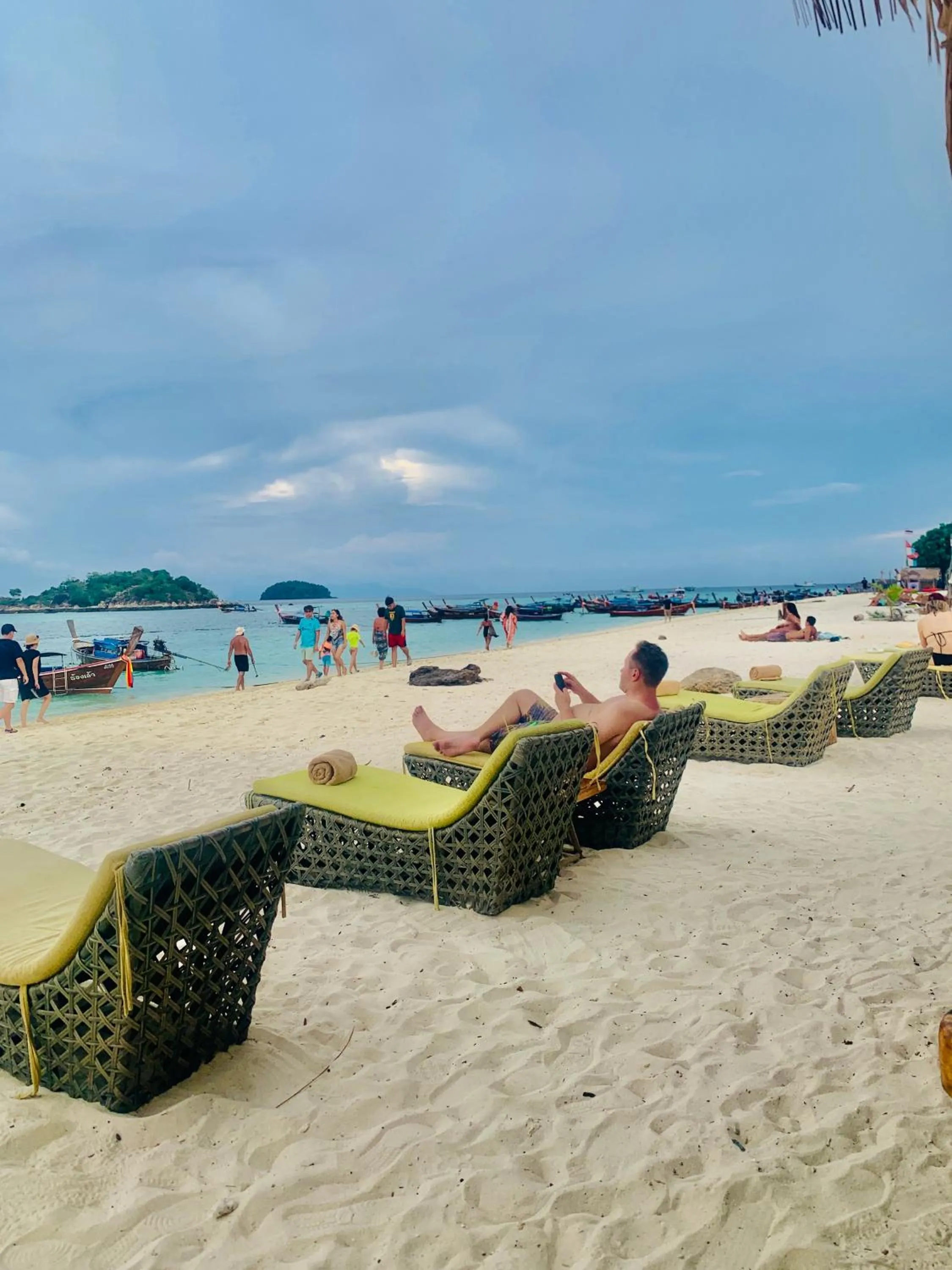 Restaurant/places to eat in Andaman Beach Resort by Zodiac