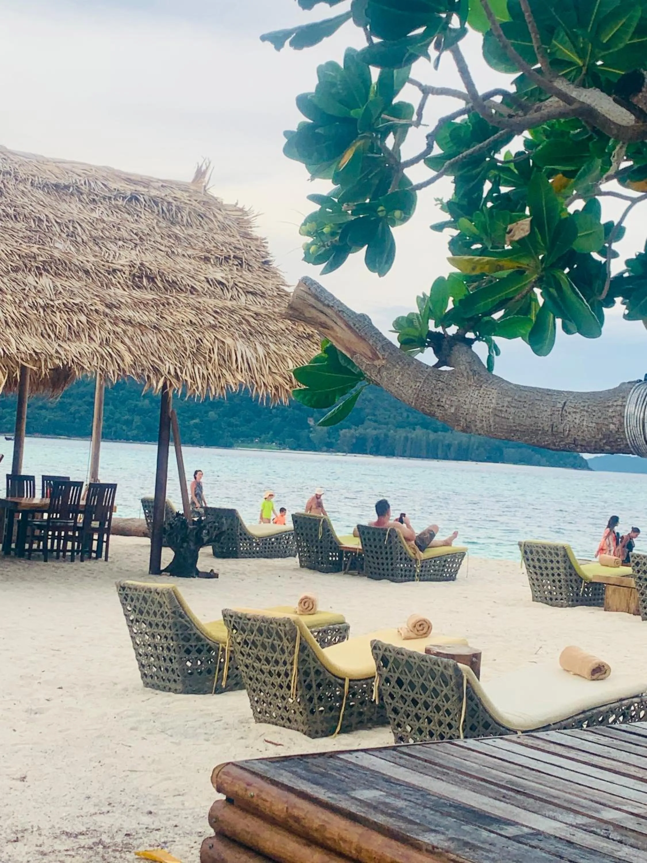 Restaurant/places to eat in Andaman Beach Resort by Zodiac