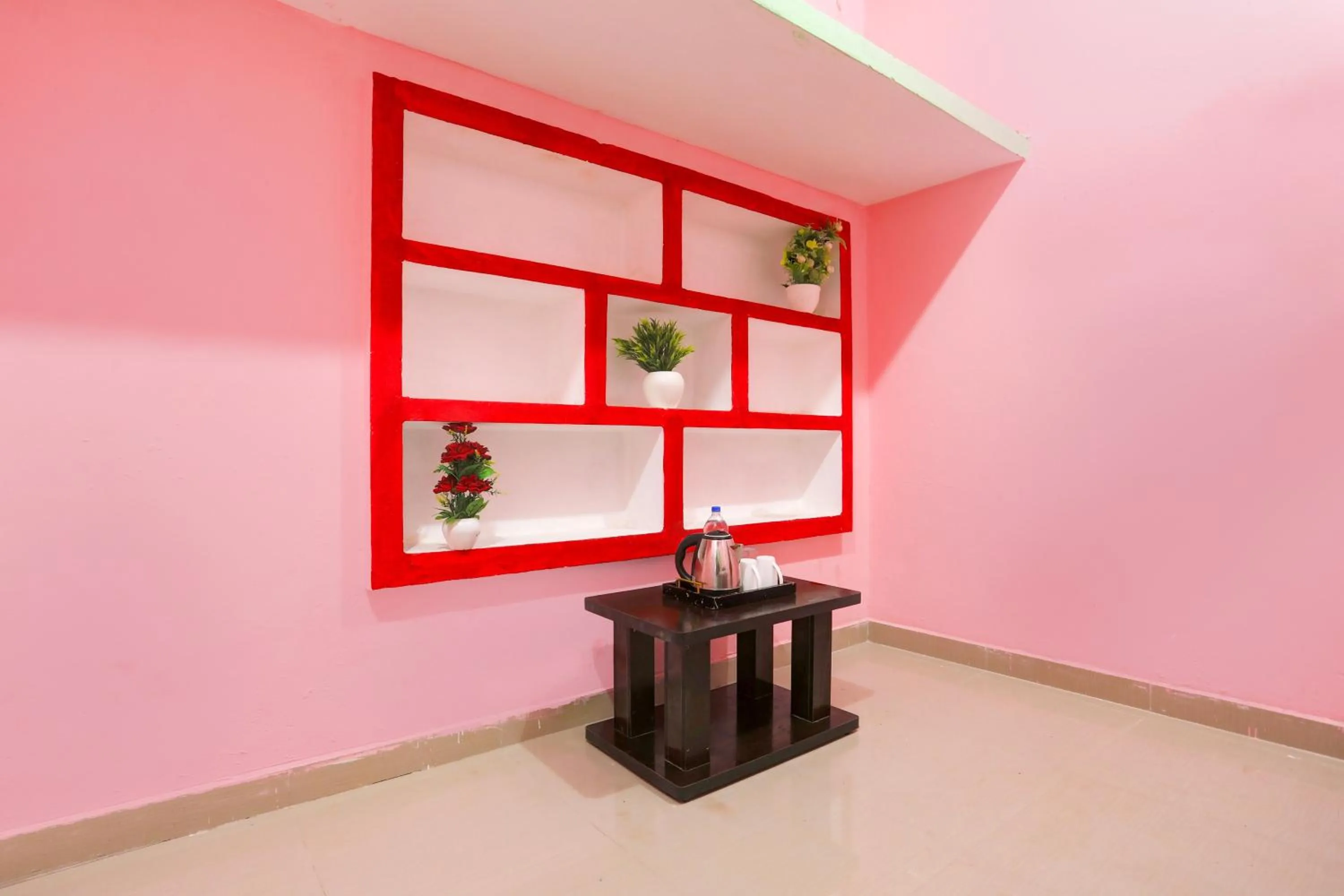 Bedroom in SPOT ON The Silver Hotel & Restaurant