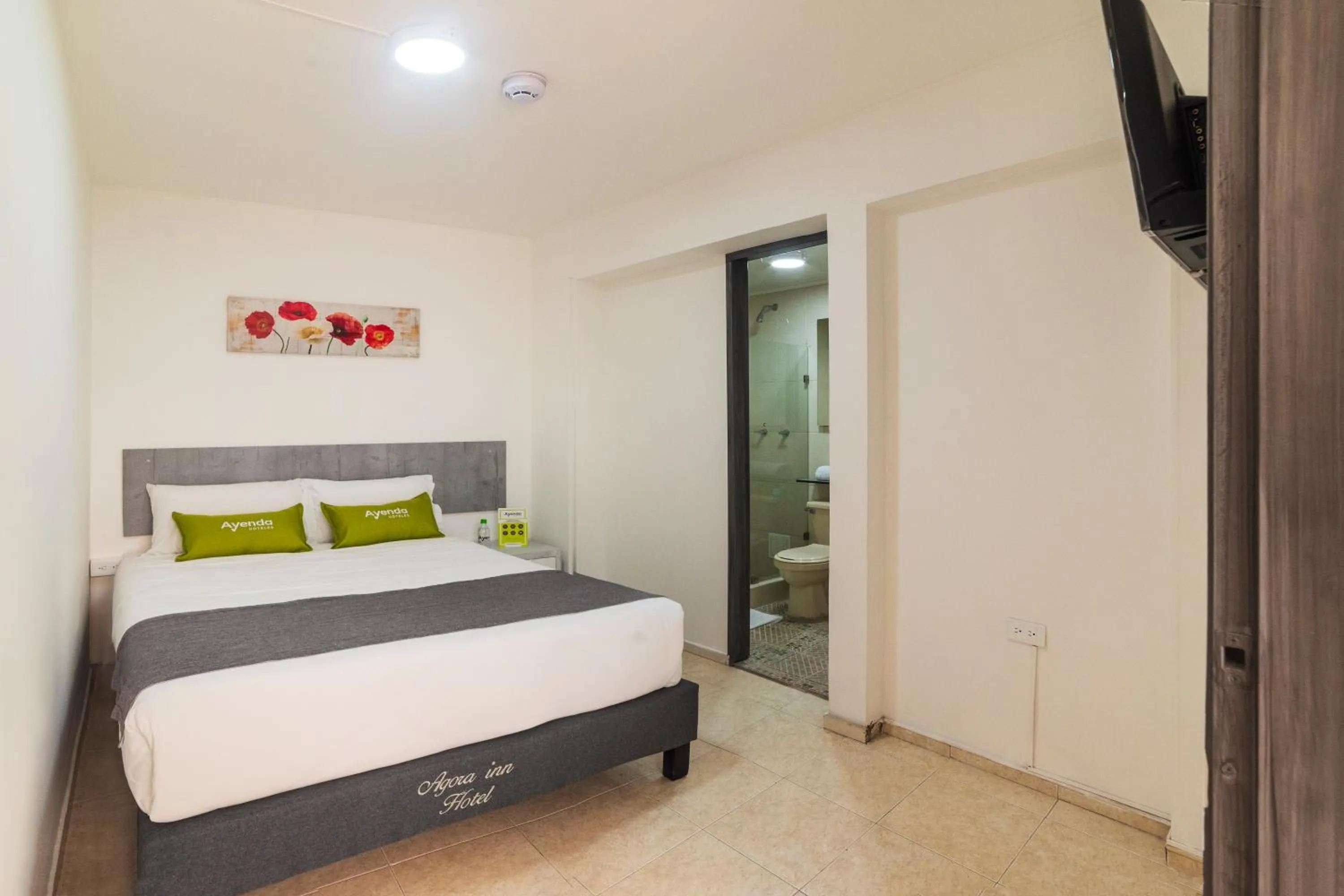 Bed in Ayenda 1055 Agora INN Corferias