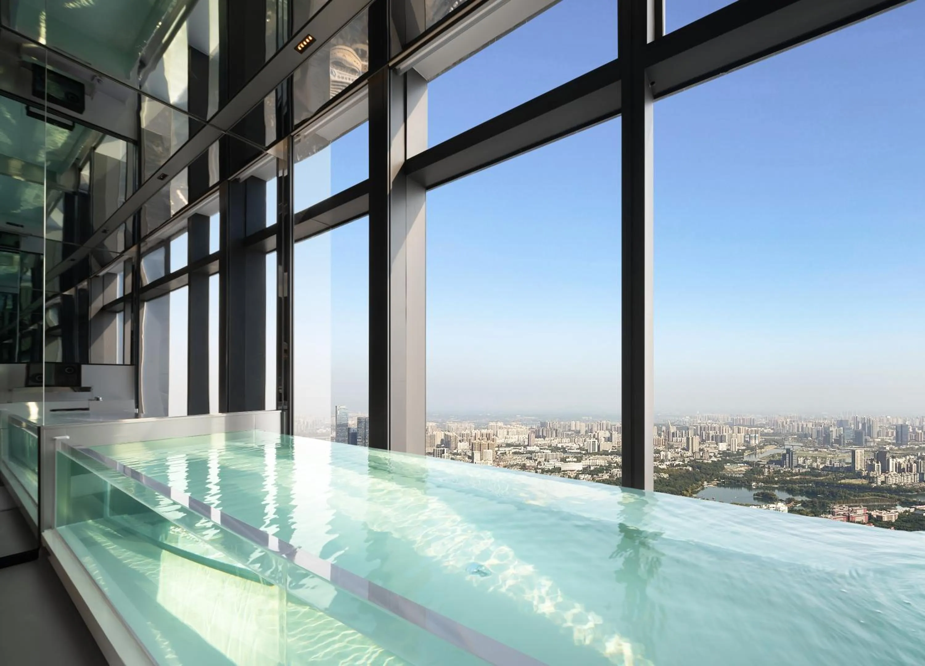 Bath in ISEYA Panoramic Hotel Changsha Wuyi Square Flagship