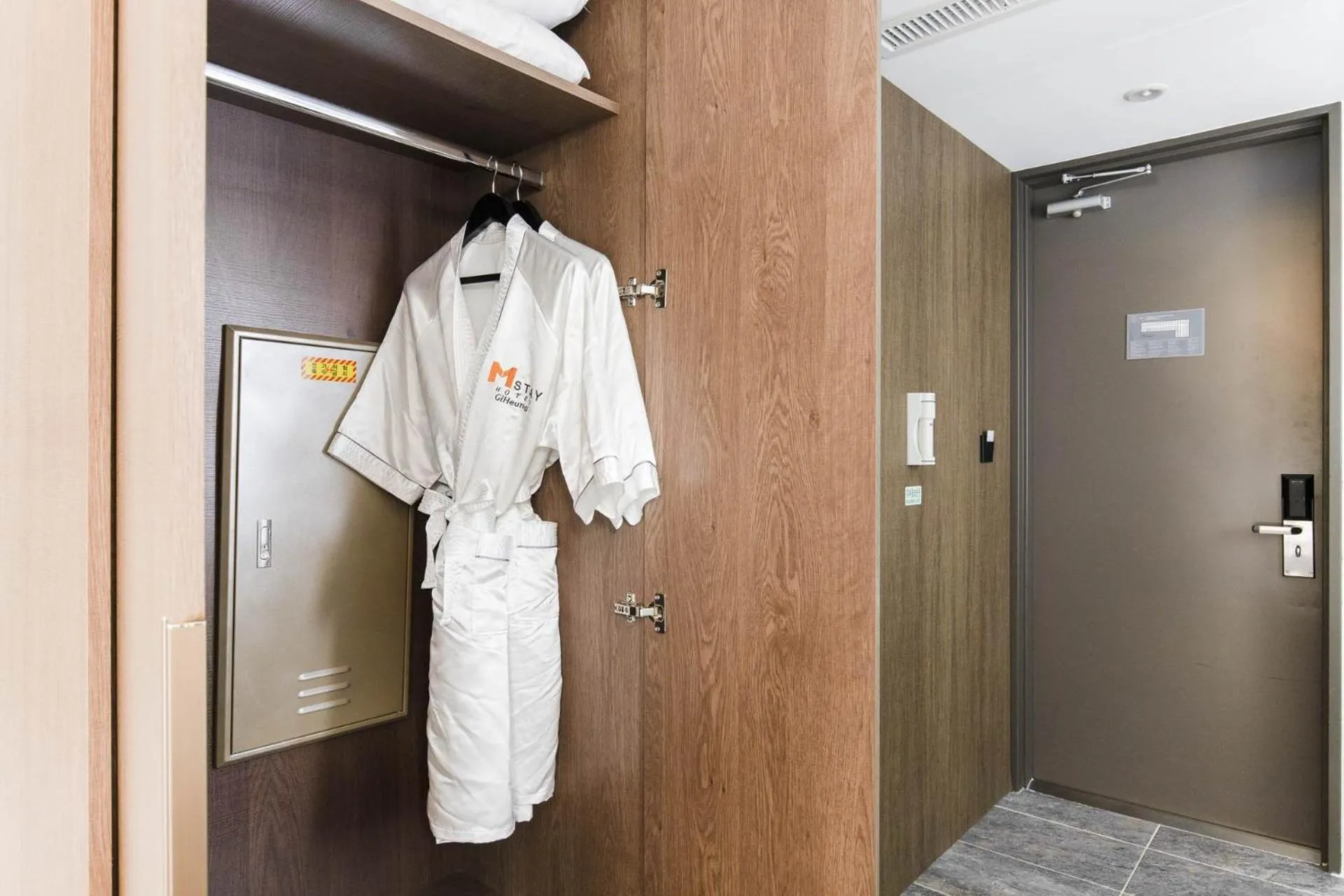 Bathroom in Hotel Elora