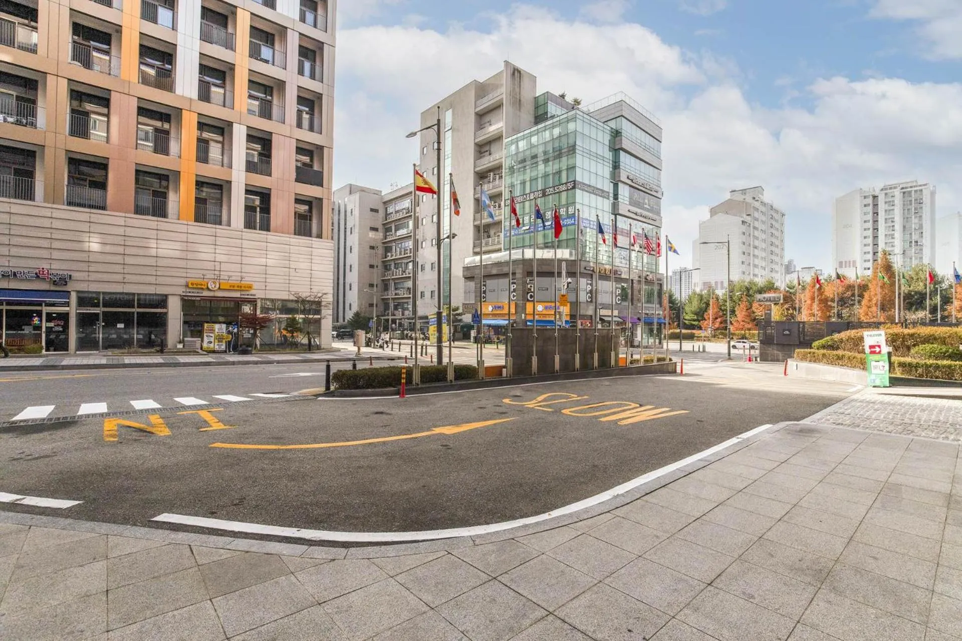 Property building in Hotel Elora