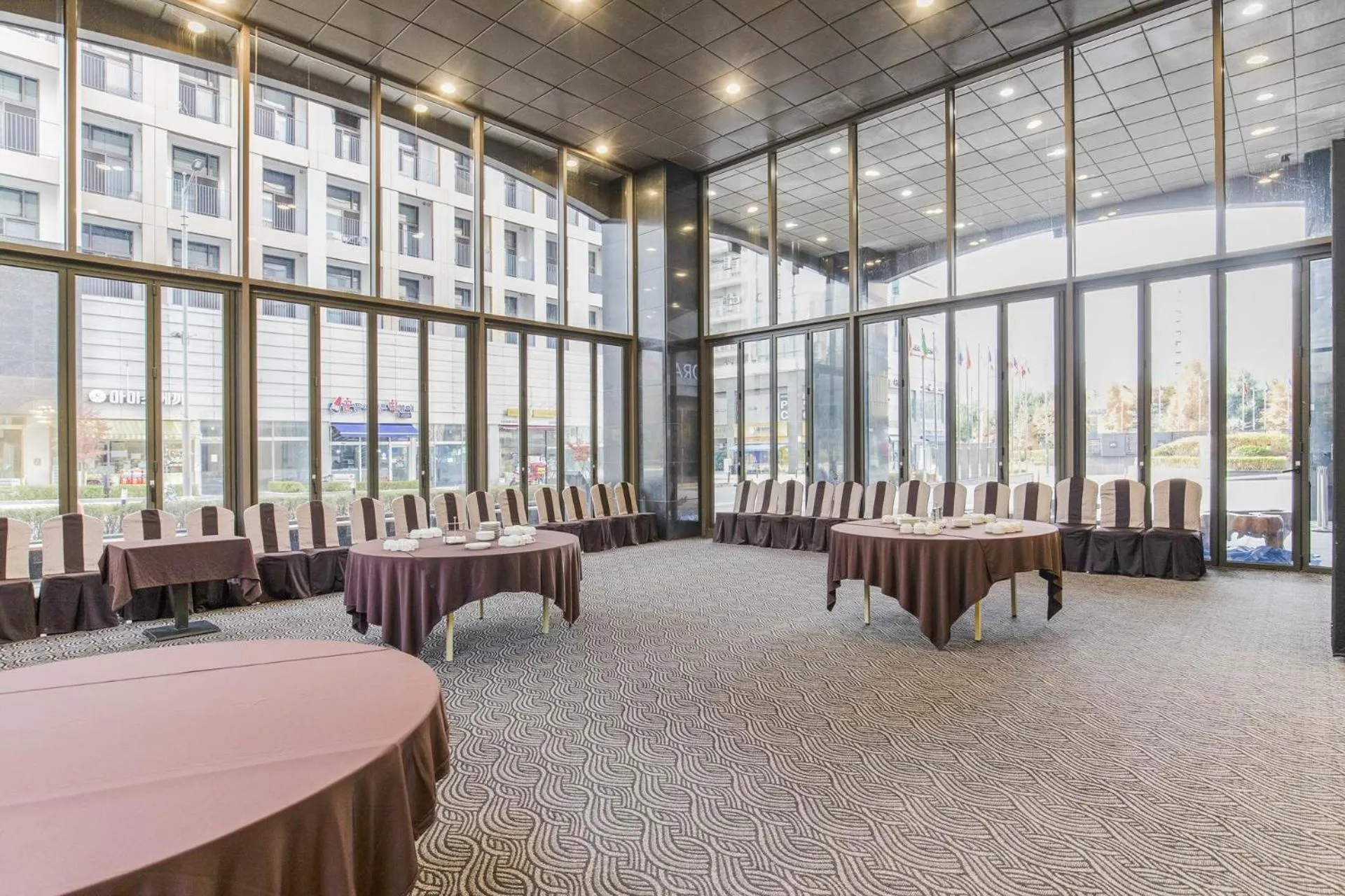 Banquet/Function facilities in Hotel Elora