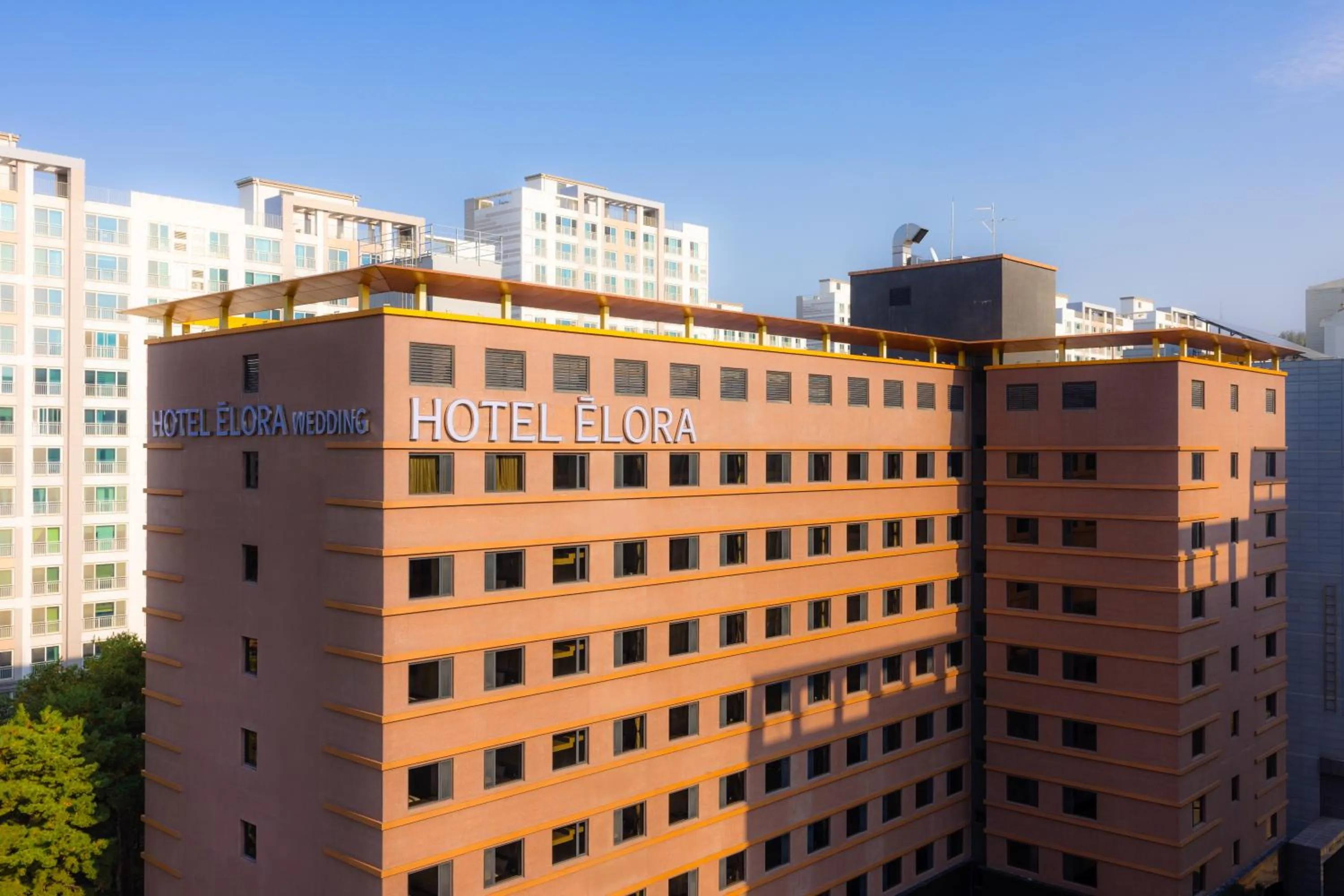 Property building in Hotel Elora