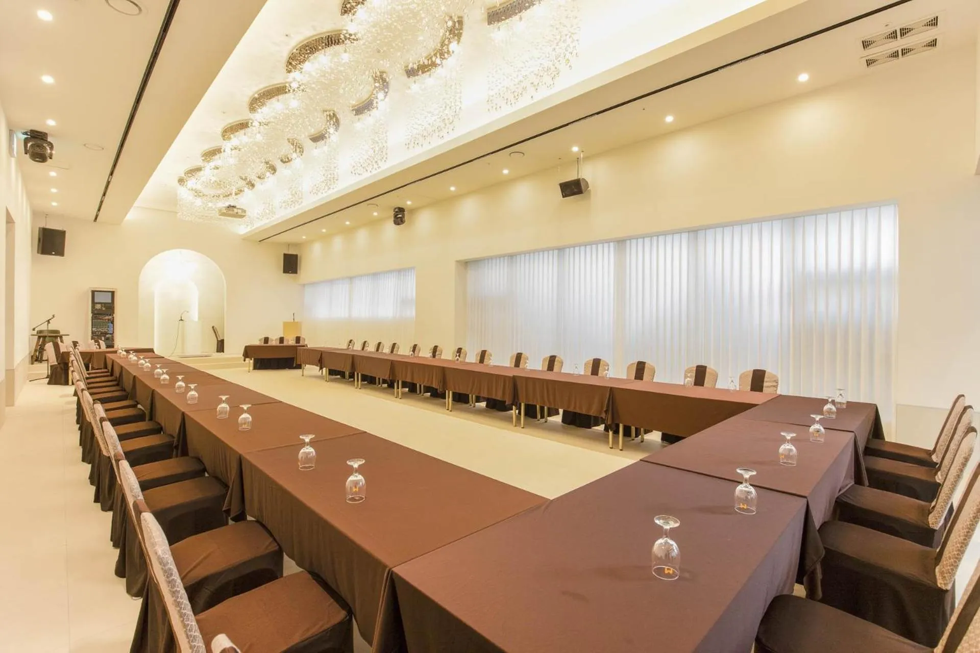 Banquet/Function facilities in Hotel Elora