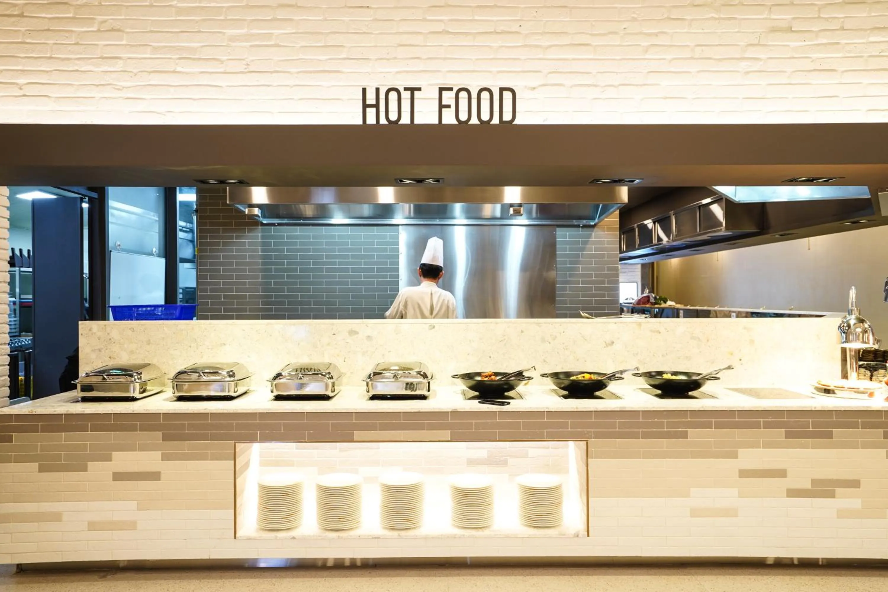 Food and drinks in Hotel Elora