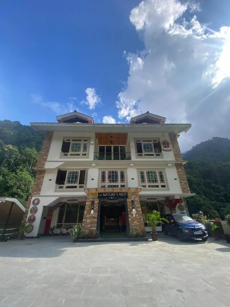 Property building in Nature's Nest Resort Property building in Nature's Nest Resort