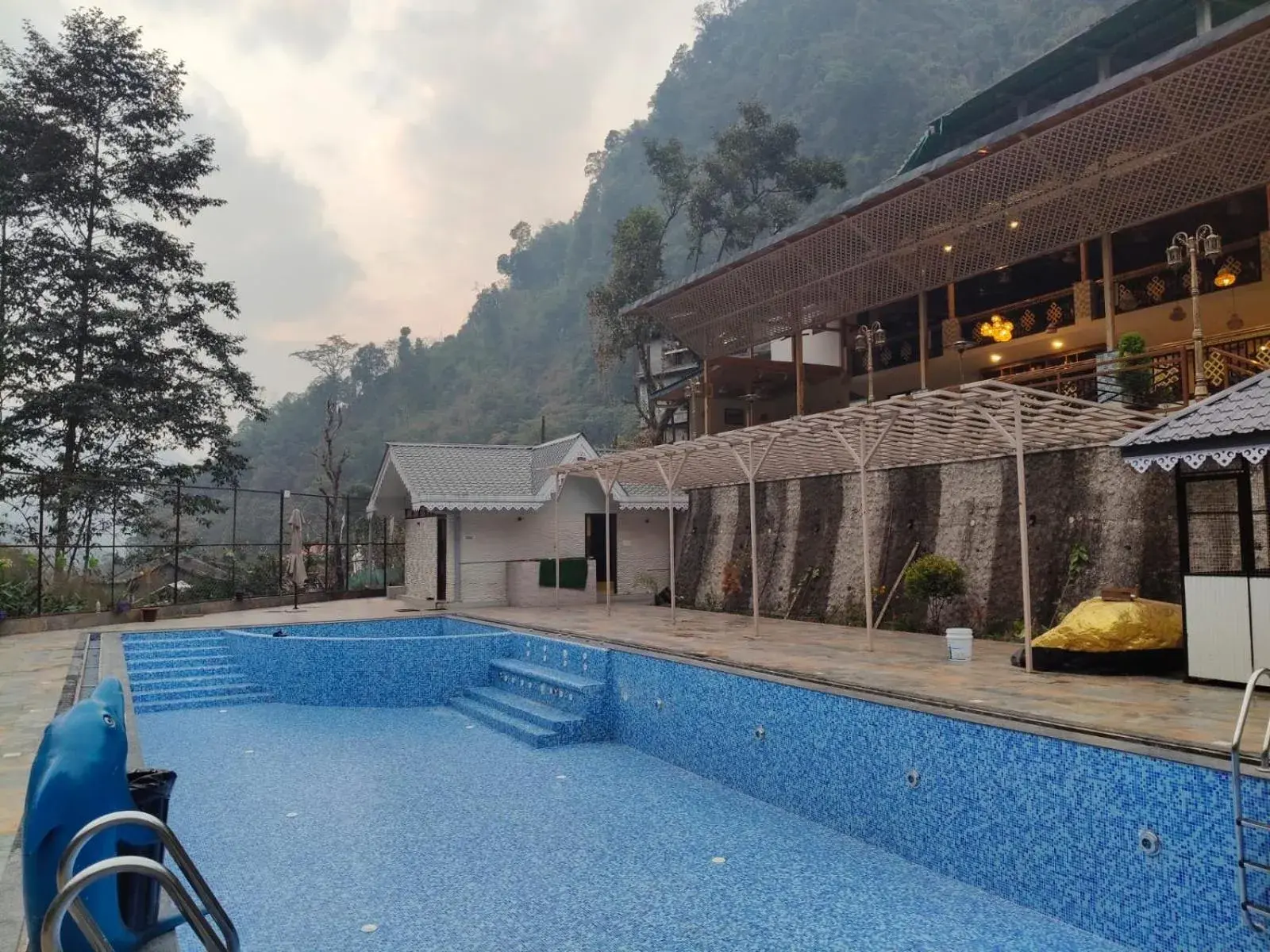 Swimming pool in Nature's Nest Resort Swimming pool in Nature's Nest Resort