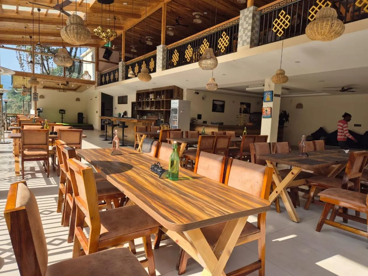 Restaurant/places to eat in Nature's Nest Resort