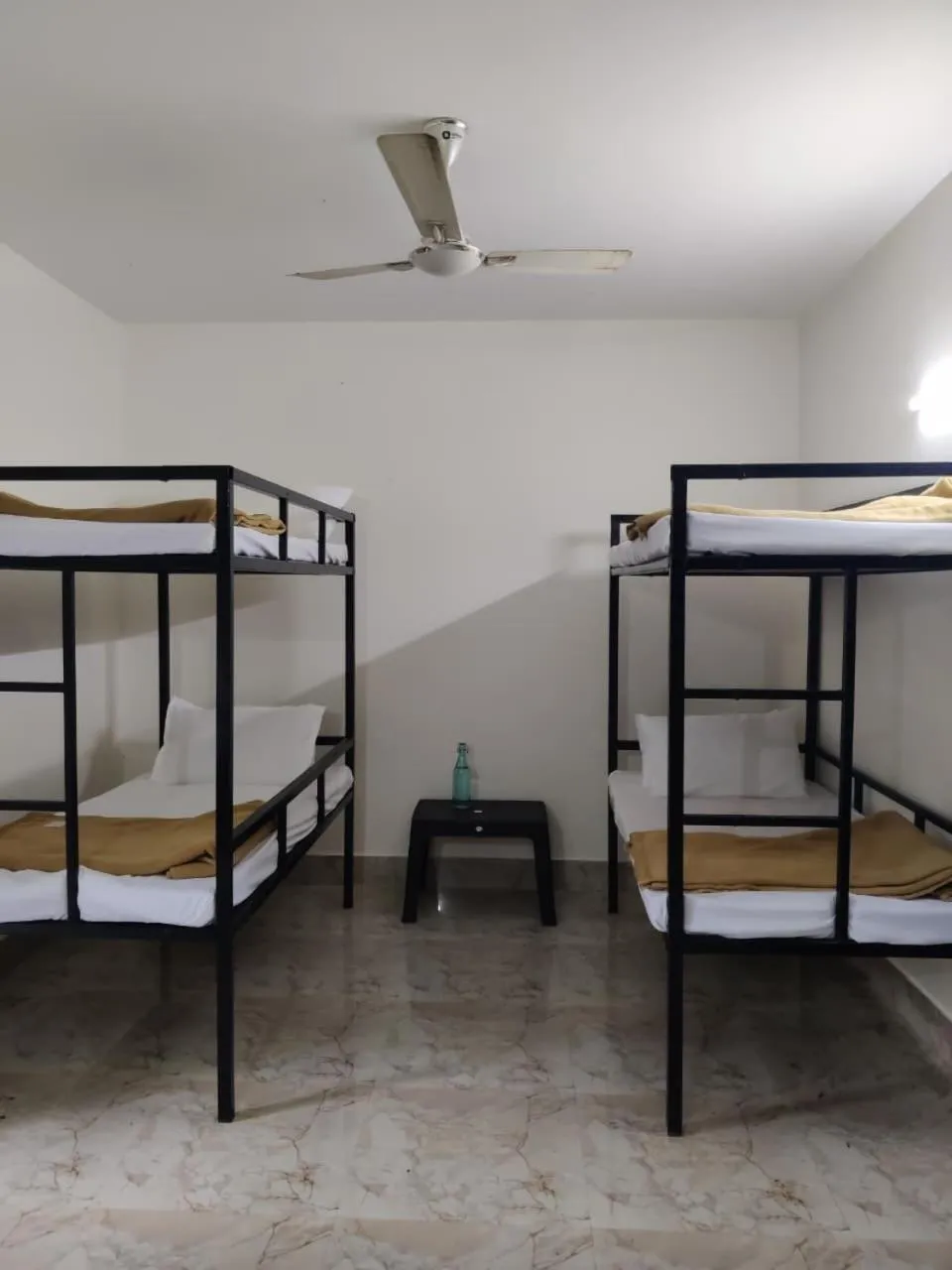 bunk bed, Bed in Nature's Nest Resort