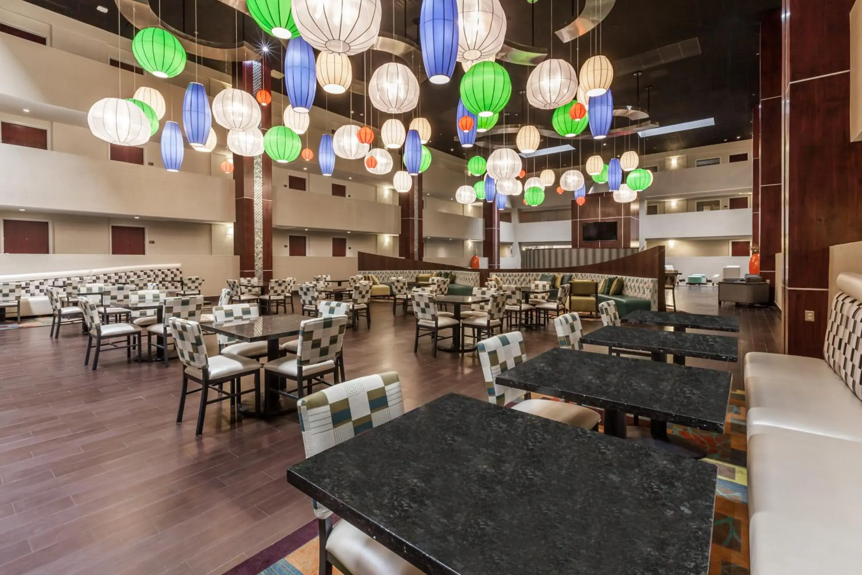 Breakfast in Holiday Inn Hotel & Suites Oklahoma City North by IHG Breakfast in Holiday Inn Hotel & Suites Oklahoma City North by IHG