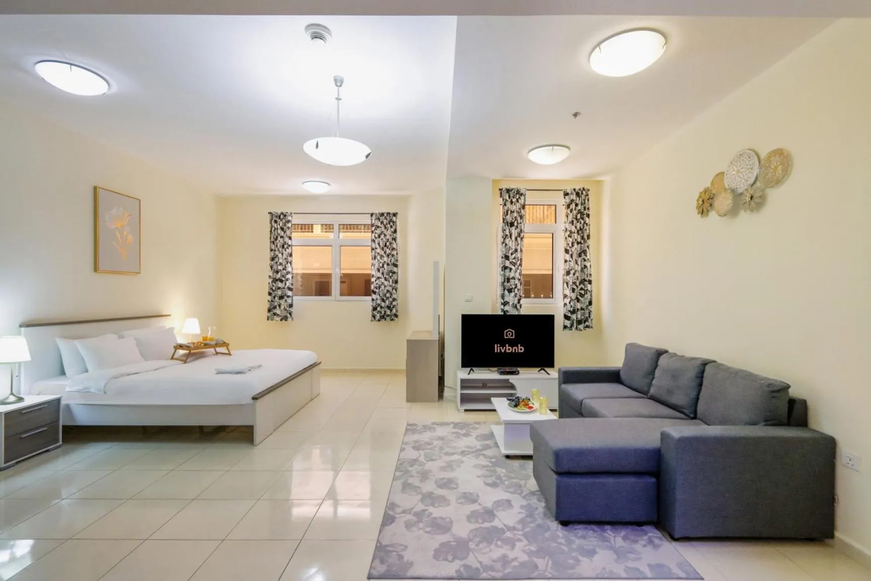Bed in Livbnb-Spacious JVC Studio, Near Dining and Shops