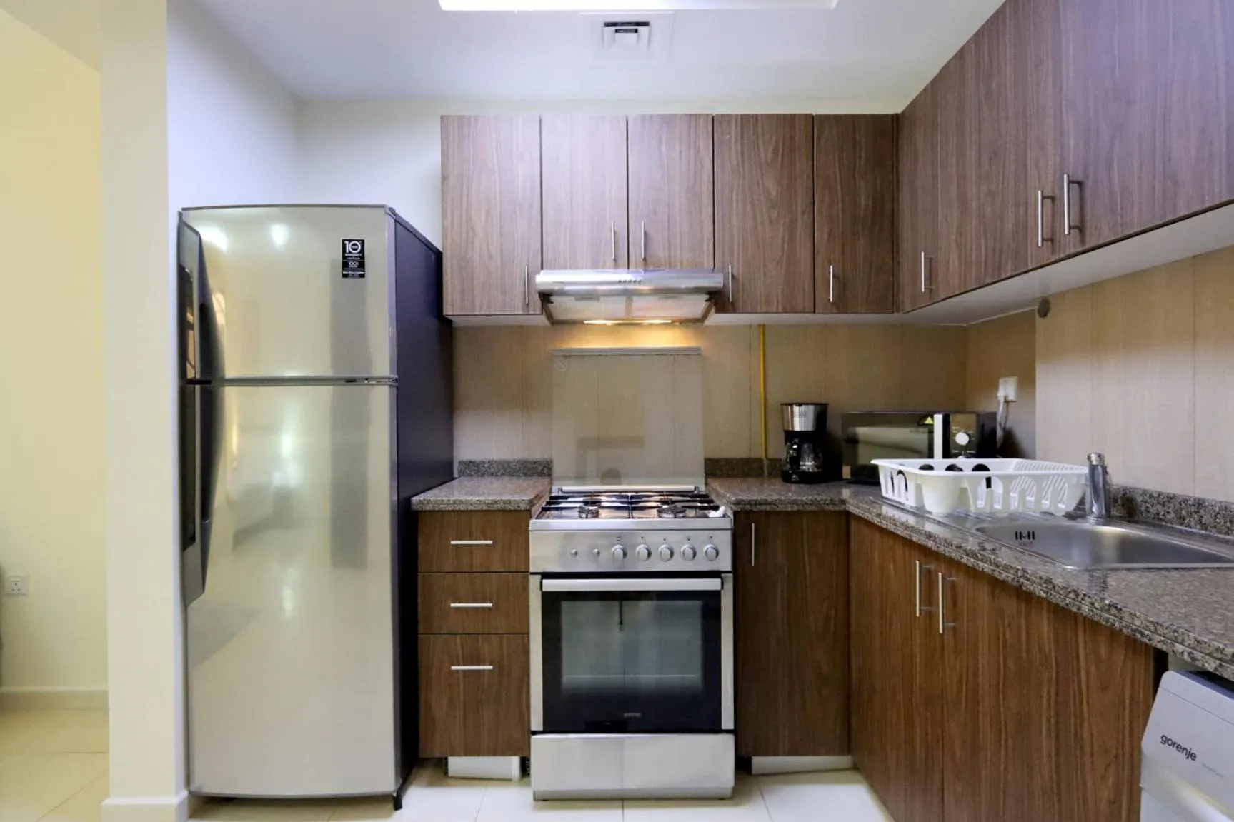 Kitchen or kitchenette in Livbnb-Spacious JVC Studio, Near Dining and Shops