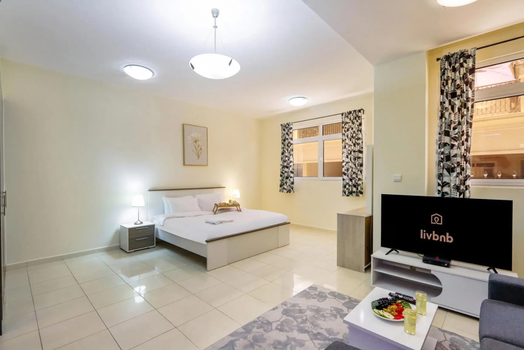 Bed in Livbnb-Spacious JVC Studio, Near Dining and Shops