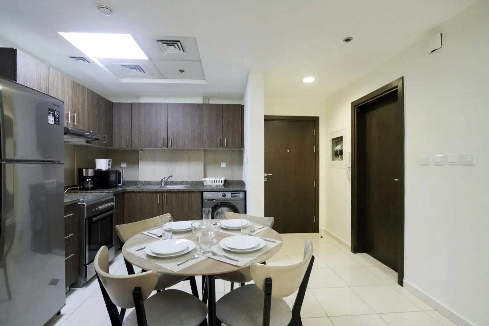 Kitchen or kitchenette in Livbnb-Spacious JVC Studio, Near Dining and Shops
