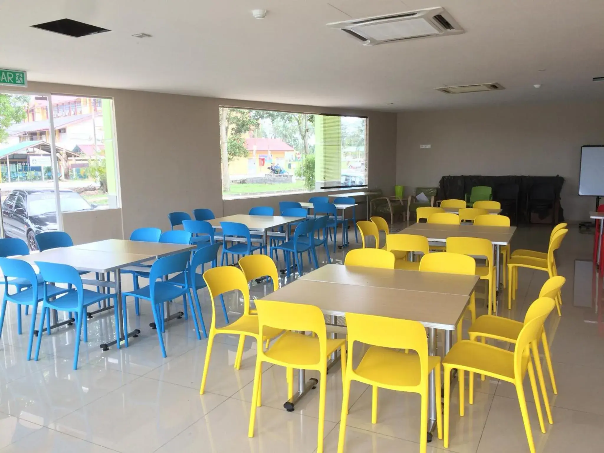 Restaurant/places to eat in Hotel Pintar Restaurant/places to eat in Hotel Pintar