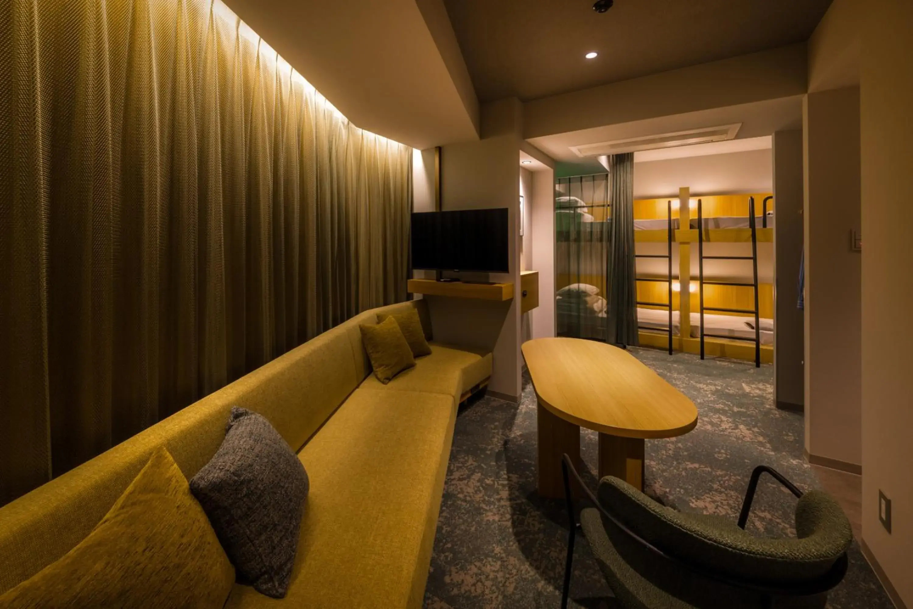 Deluxe Family 4 Bunk Bed Room in &Here SHINJUKU Deluxe Family 4 Bunk Bed Room in &Here SHINJUKU