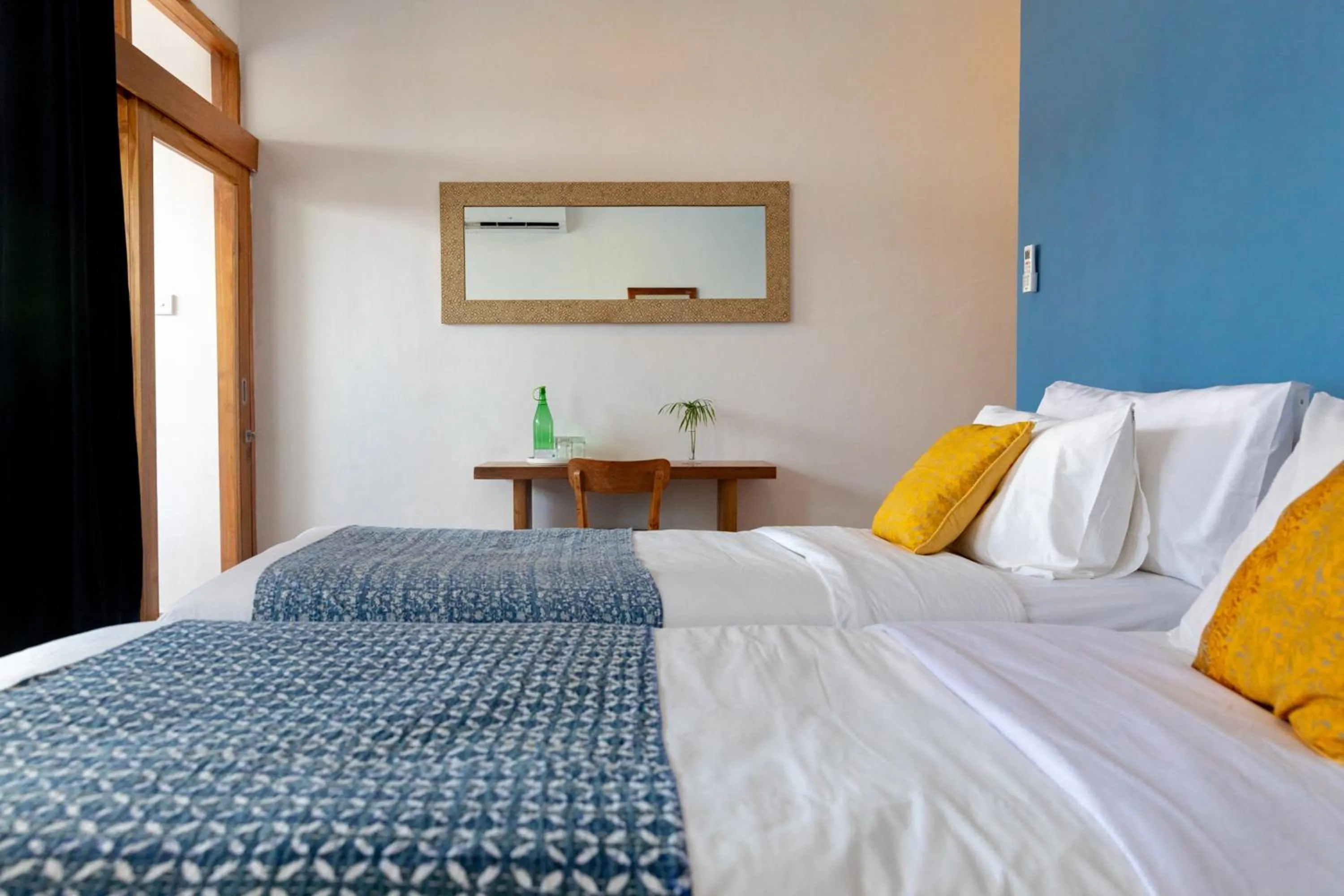 Bed in Pesona Beach Resort & Spa - Adults Only