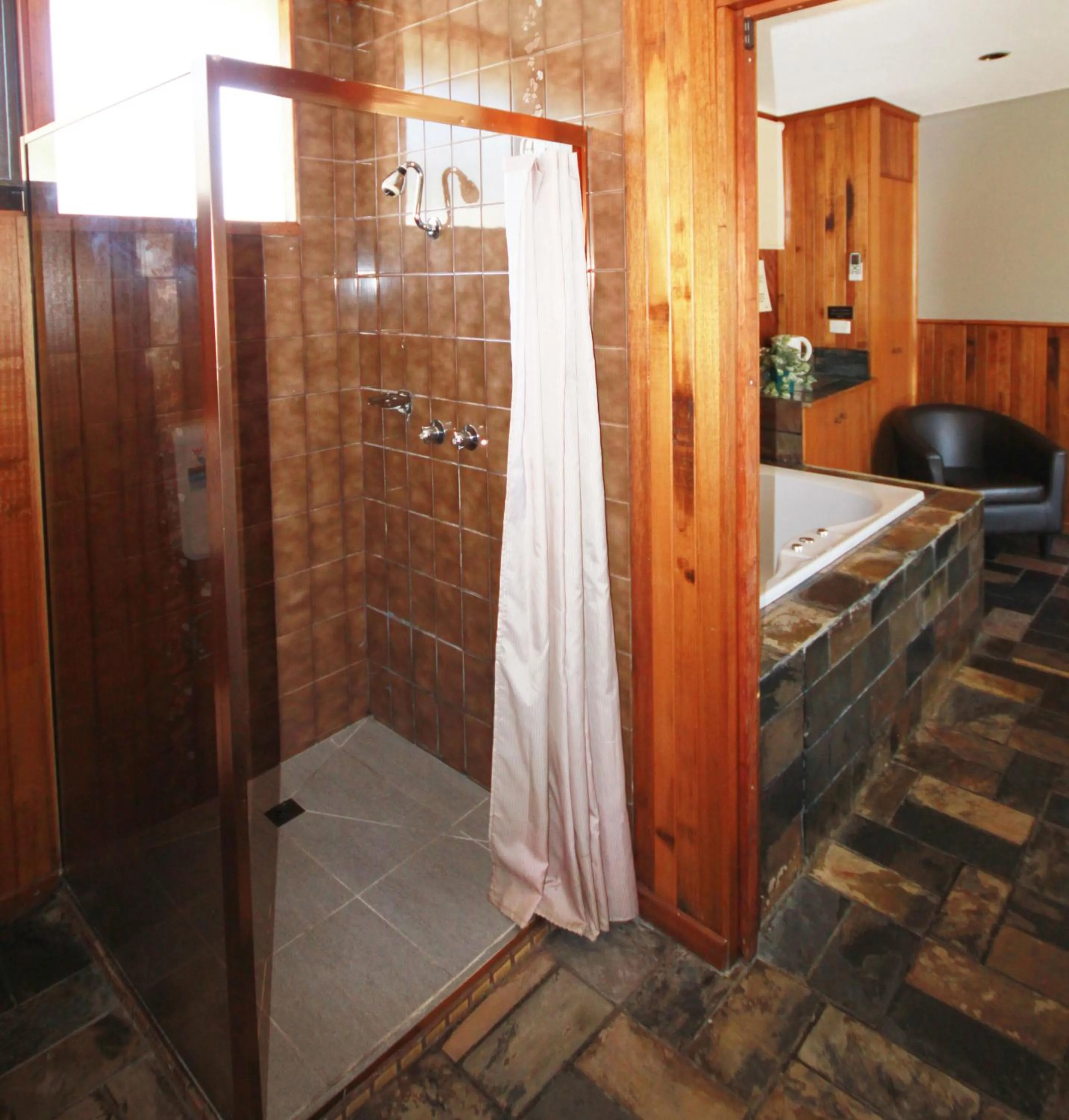 Pelicans Motel San Remo