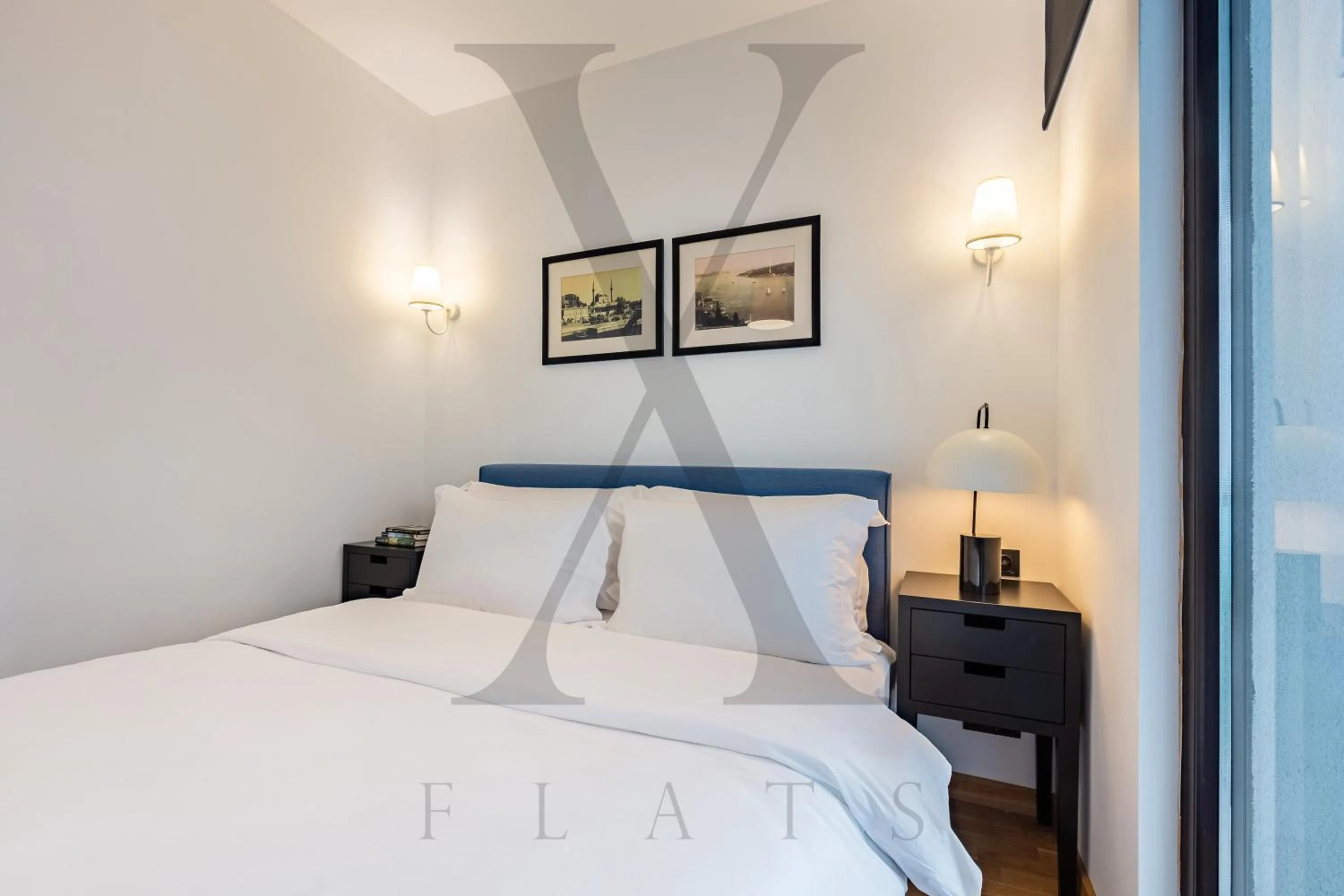 Bed in X Flats Kaiser