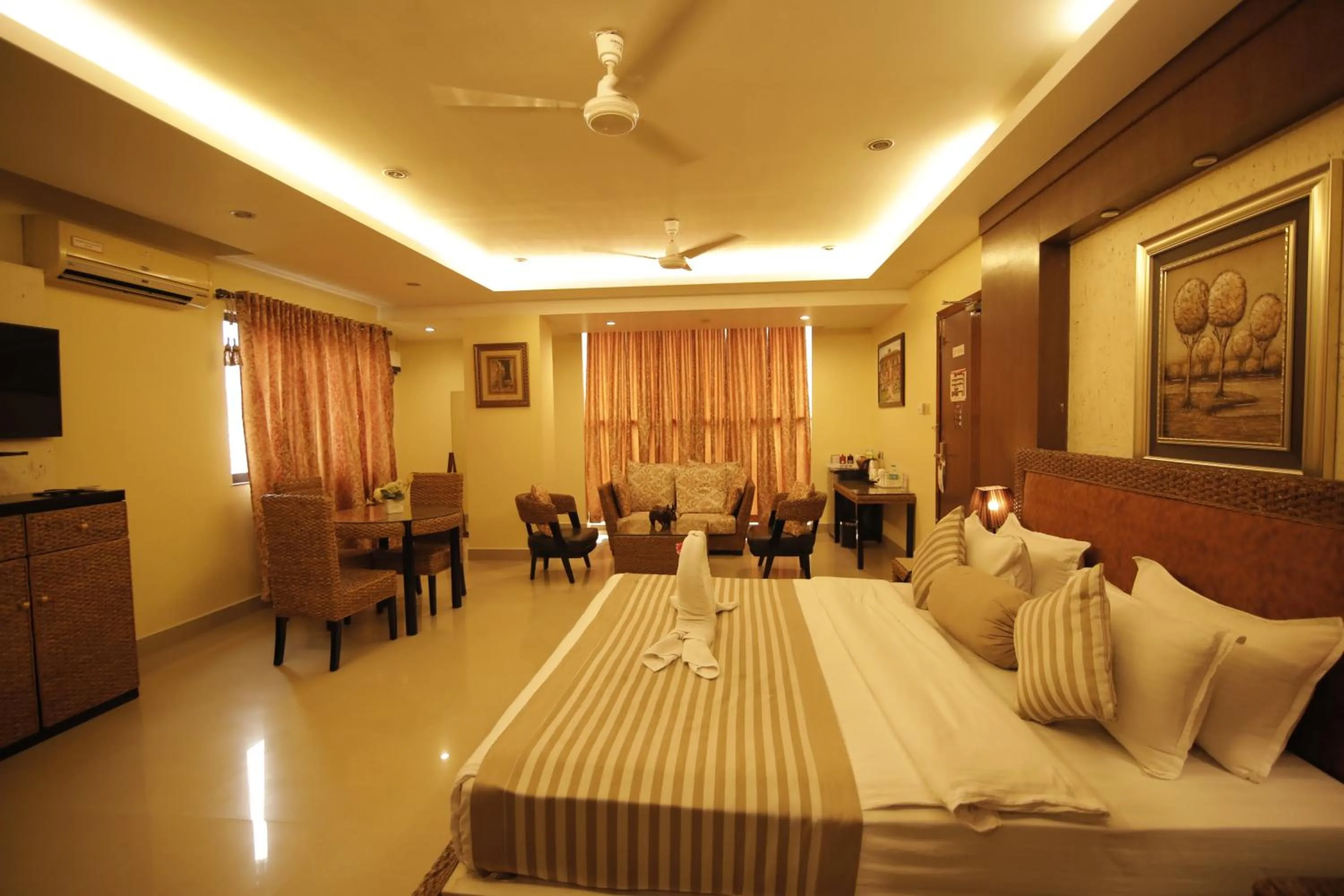 Bed in Hotel KRC Palace