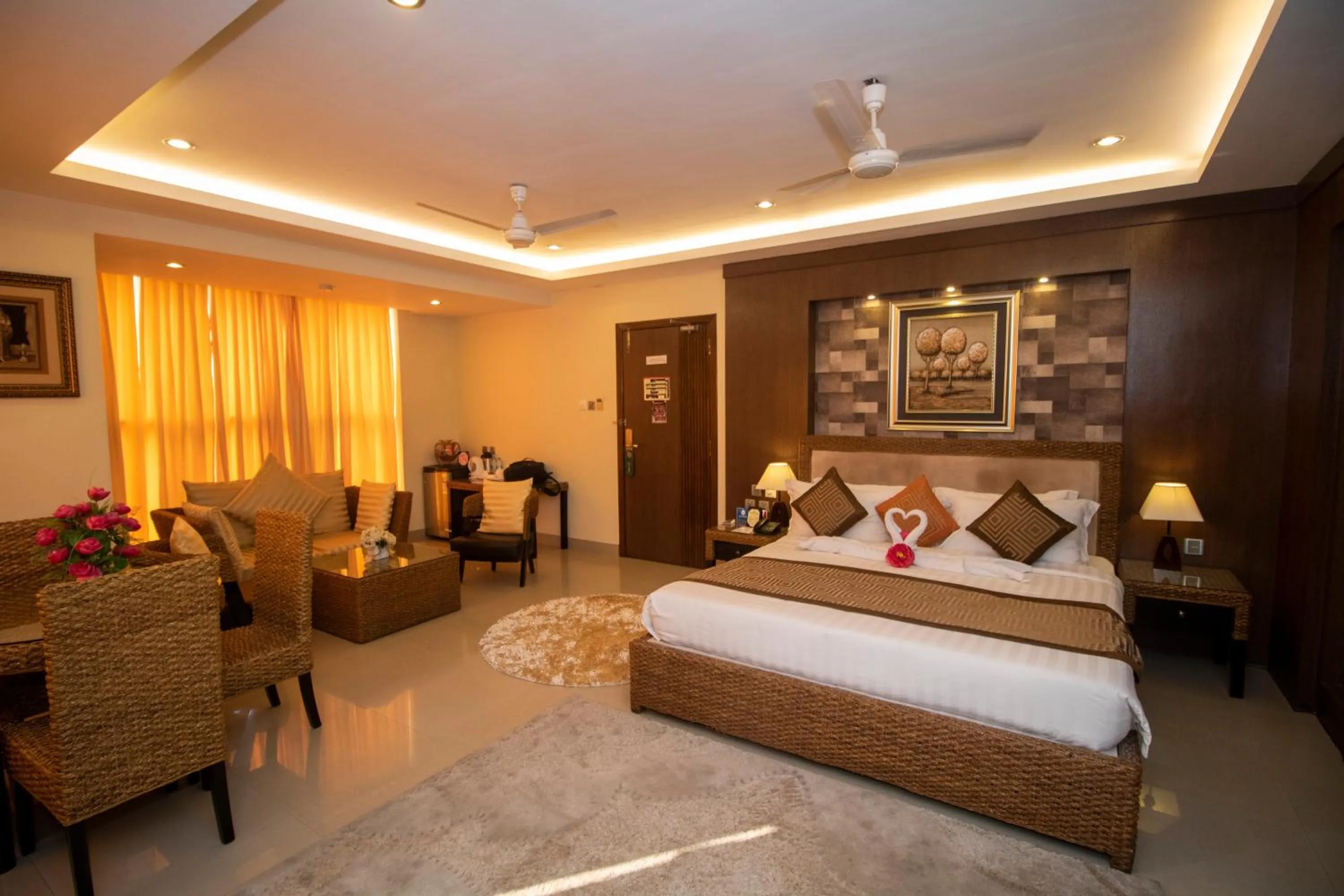 Bedroom, Bed in Hotel KRC Palace