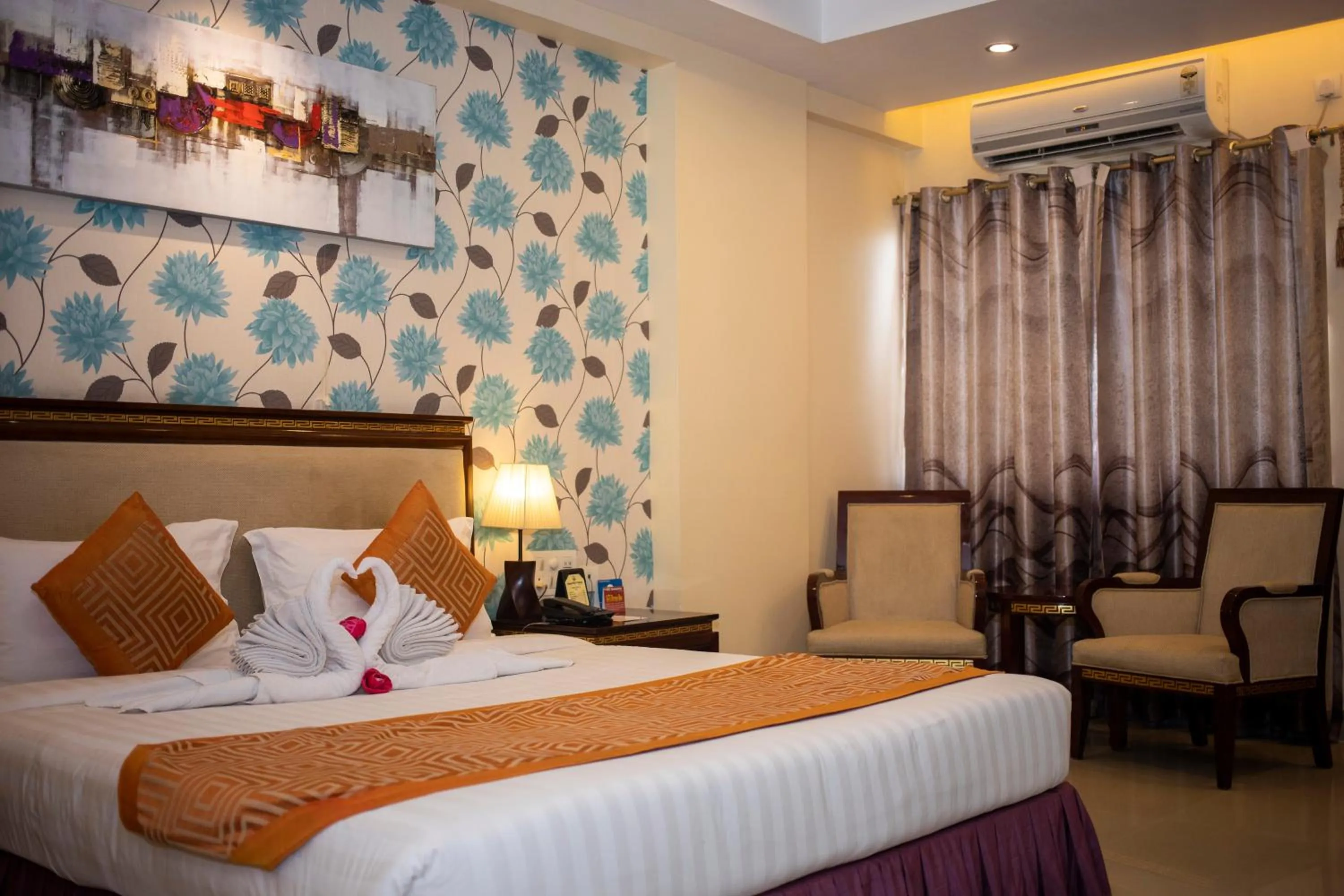 Bedroom, Bed in Hotel KRC Palace