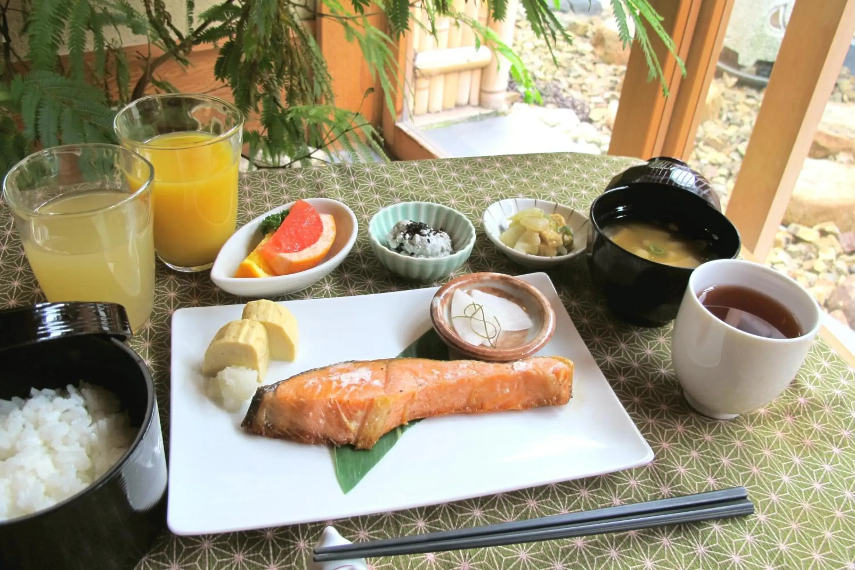 Food in Kyomachiya Ryokan Sakura Urushitei Food in Kyomachiya Ryokan Sakura Urushitei