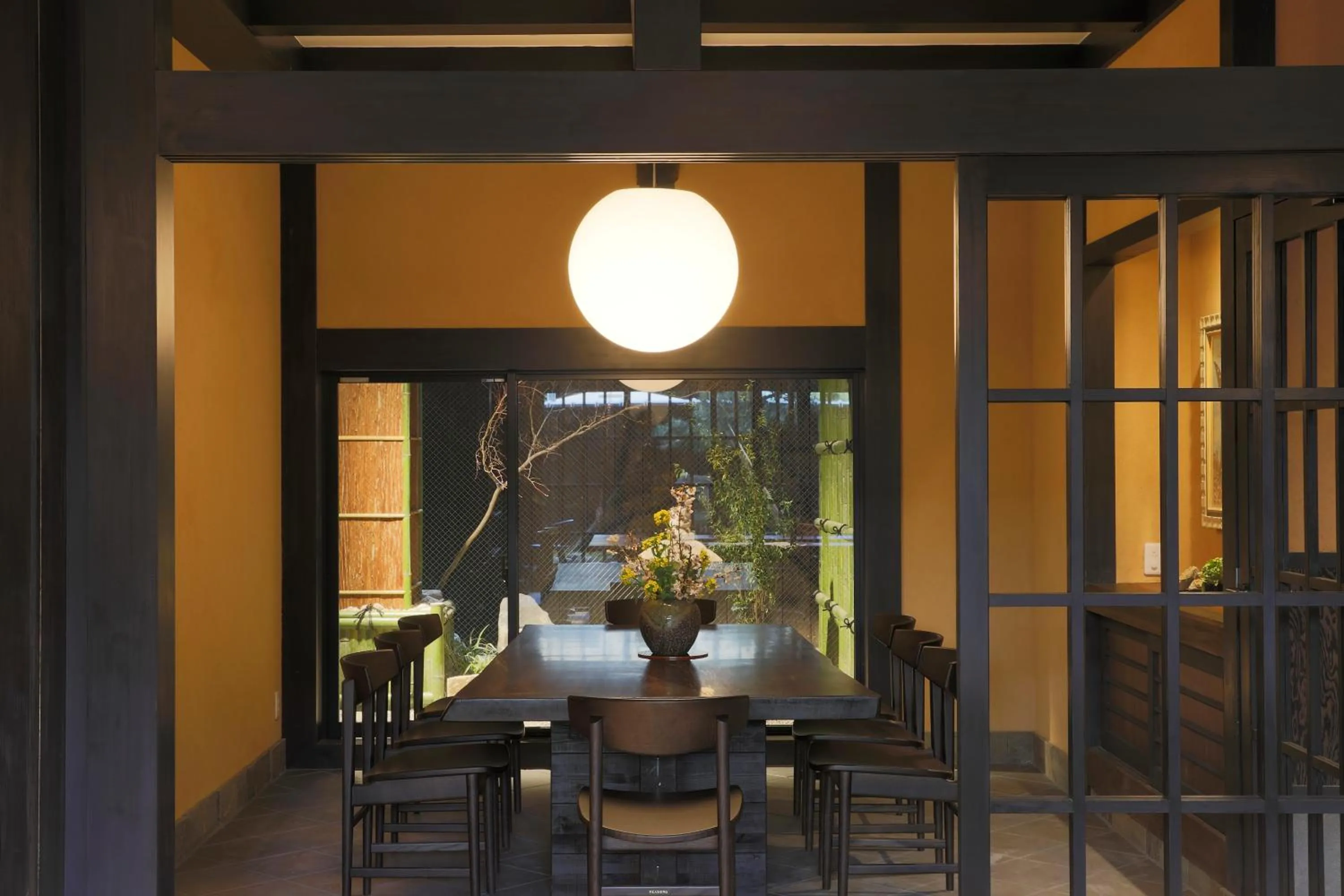 Living room in Kyomachiya Ryokan Sakura Urushitei