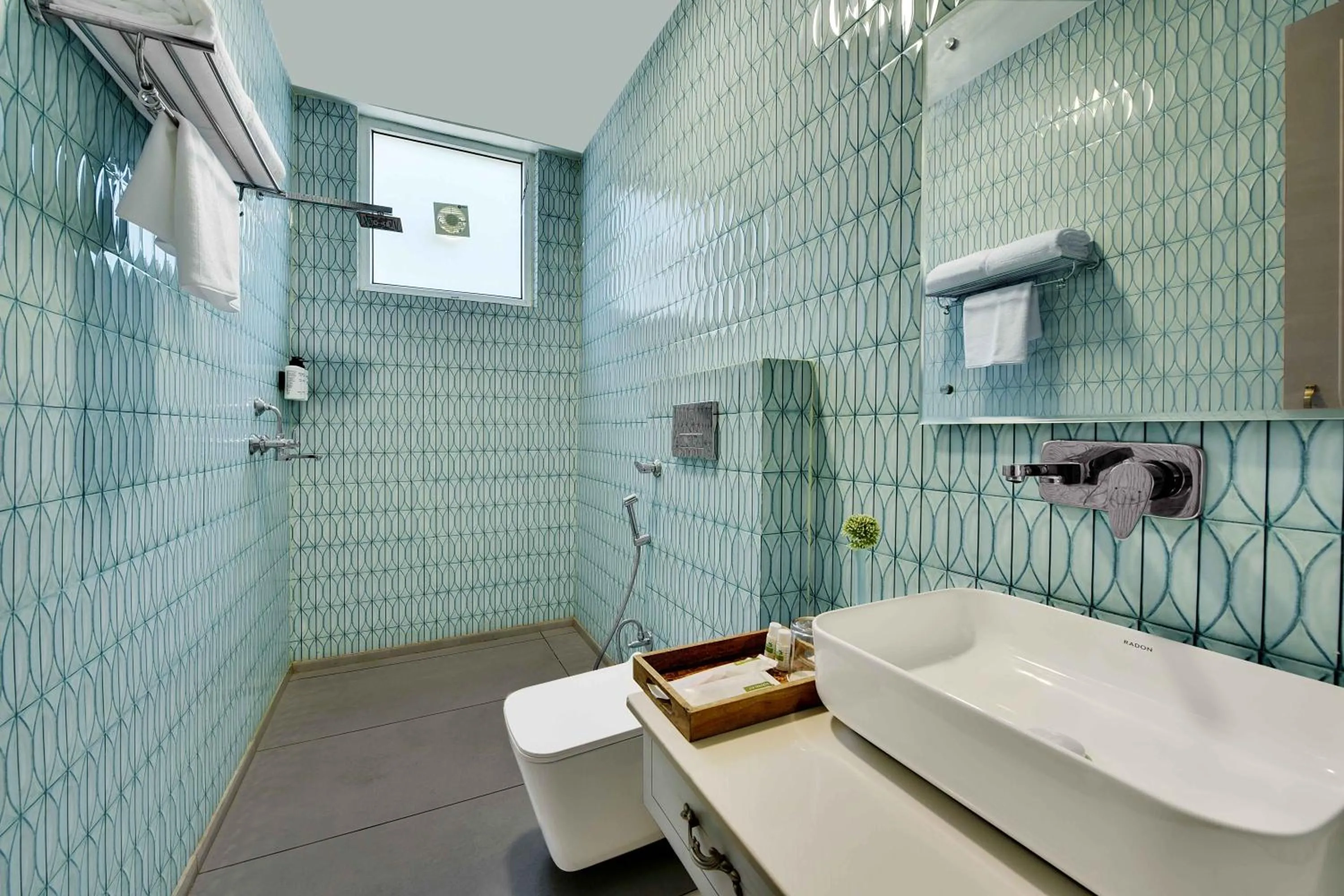 Bathroom in Tiaraa Lite A Ganges Retreat