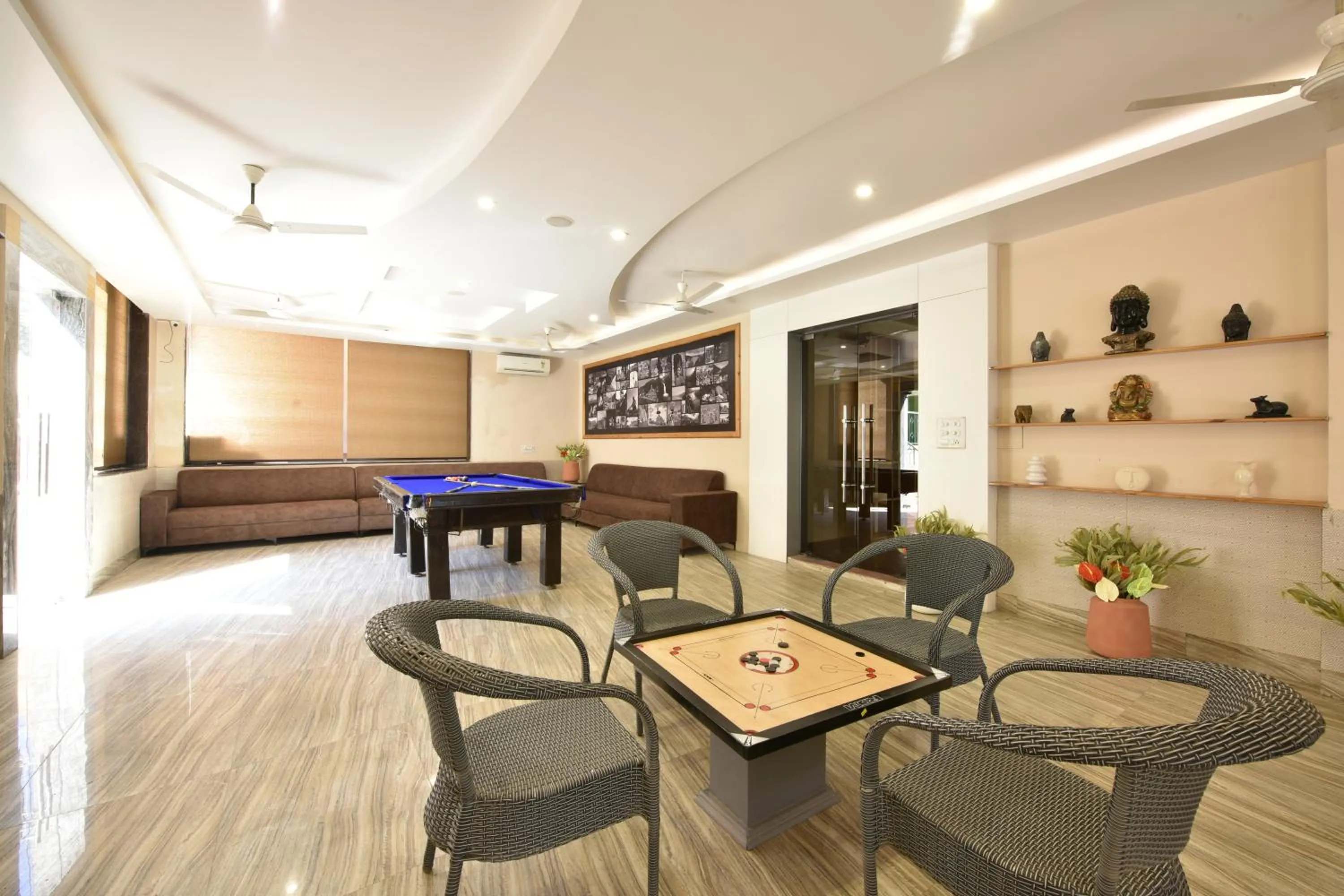 Game Room in Tiaraa Lite A Ganges Retreat