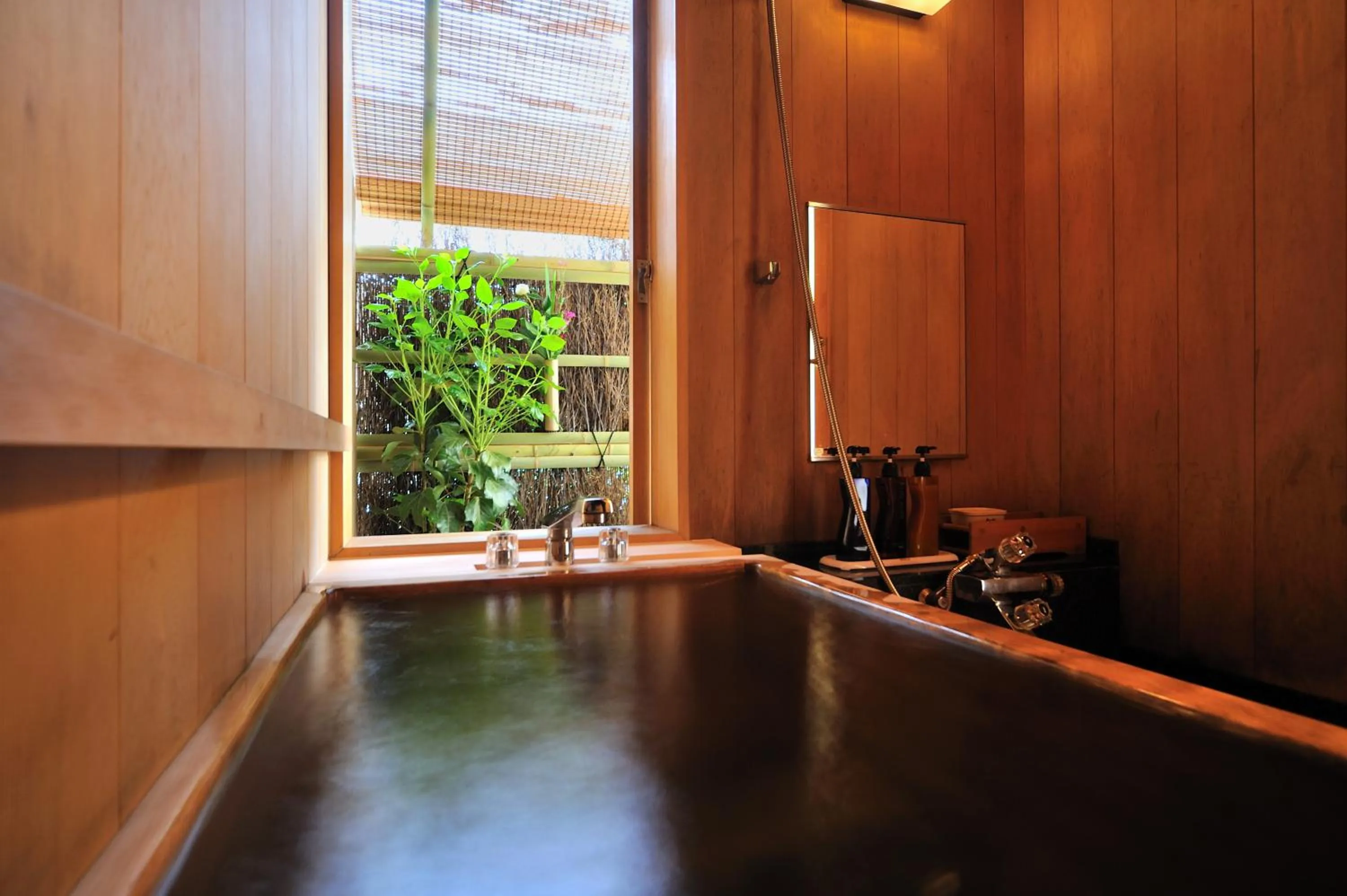Hot Spring Bath in Senkeien Tsukioka Hotel